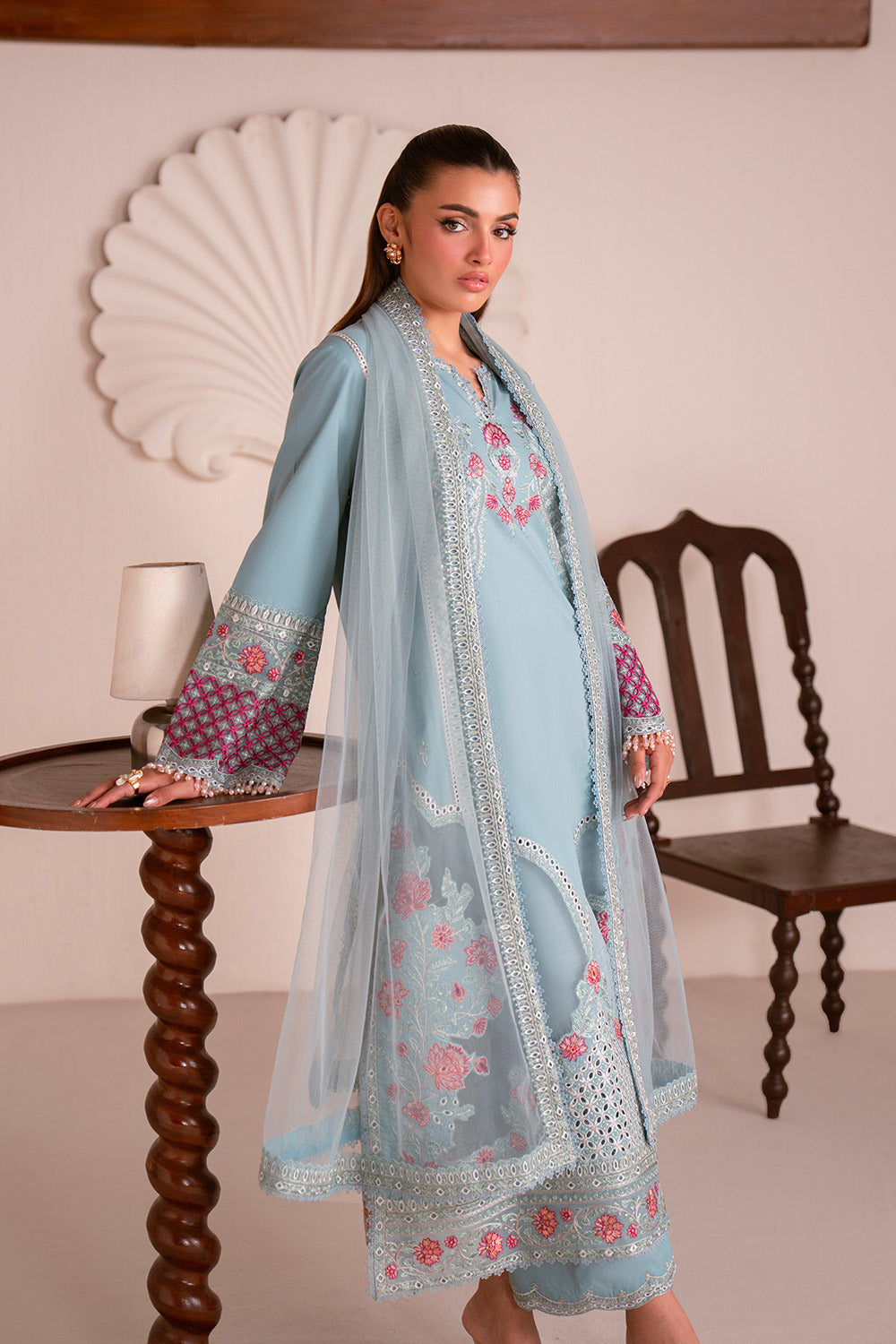 Bloom Poise Lawn Edit – SOPHIE - MSU0687