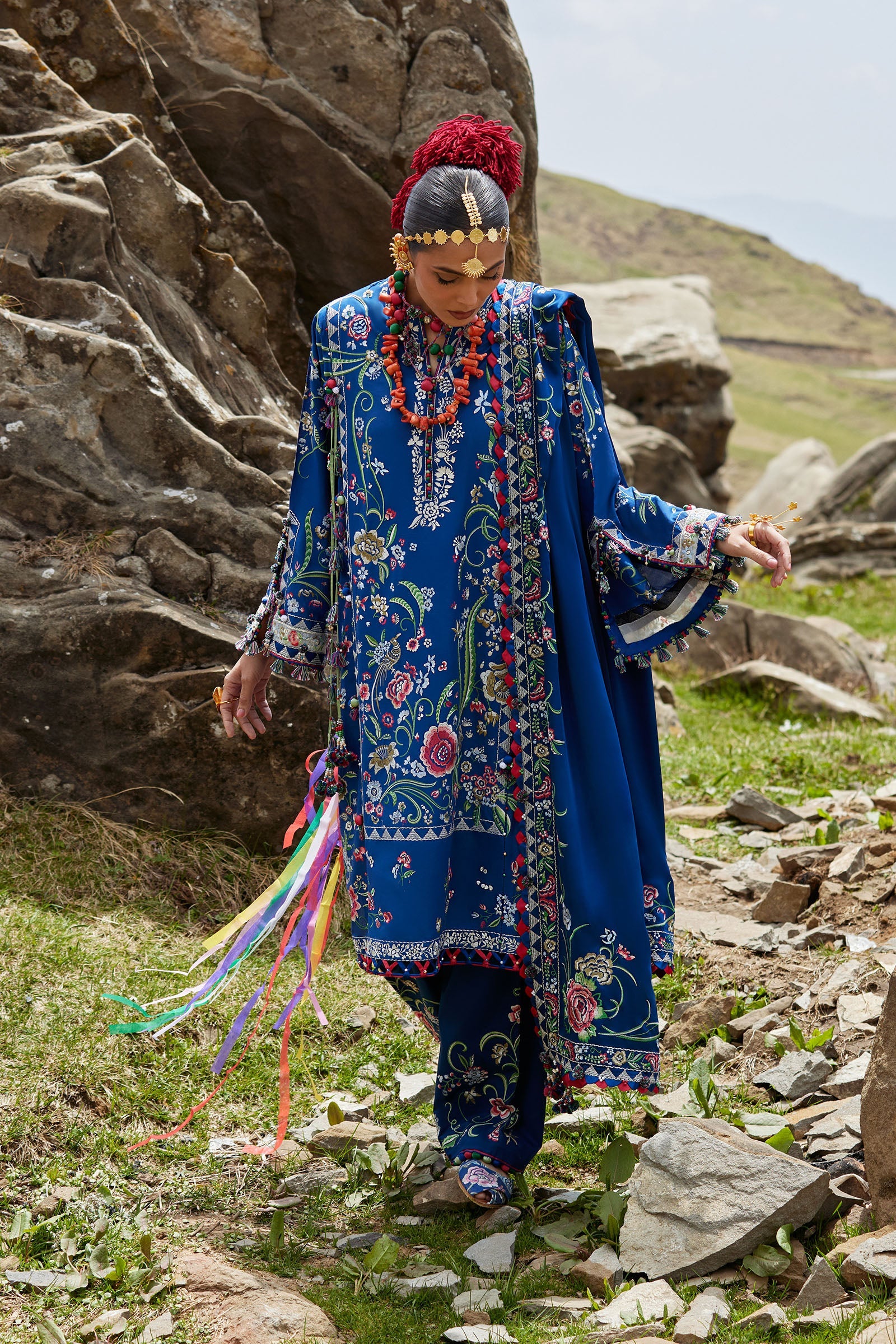 Kashmee Luxury Eid Lawn – ZABAR (EL26-01 B)