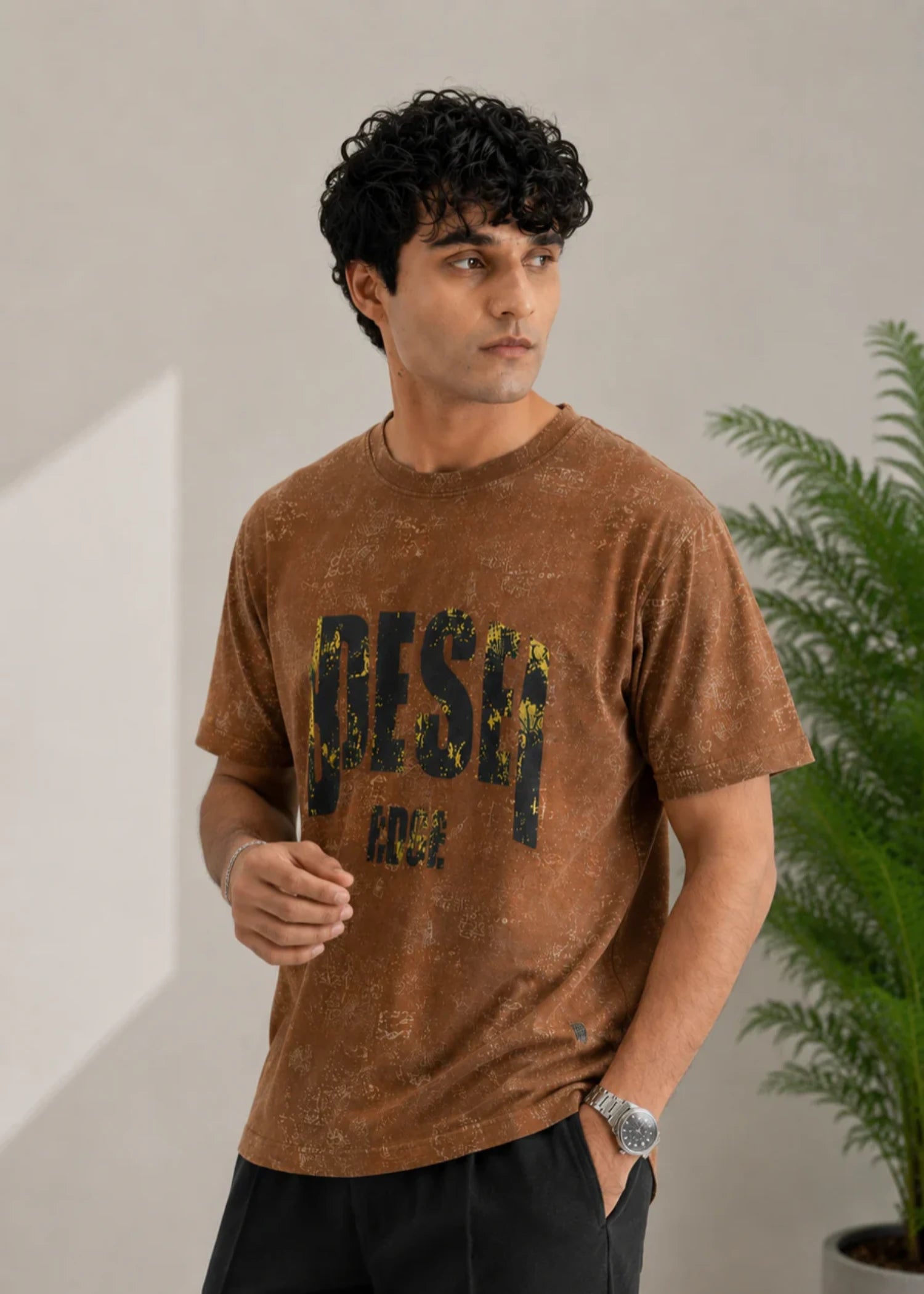 cotton T Shirt in Brown