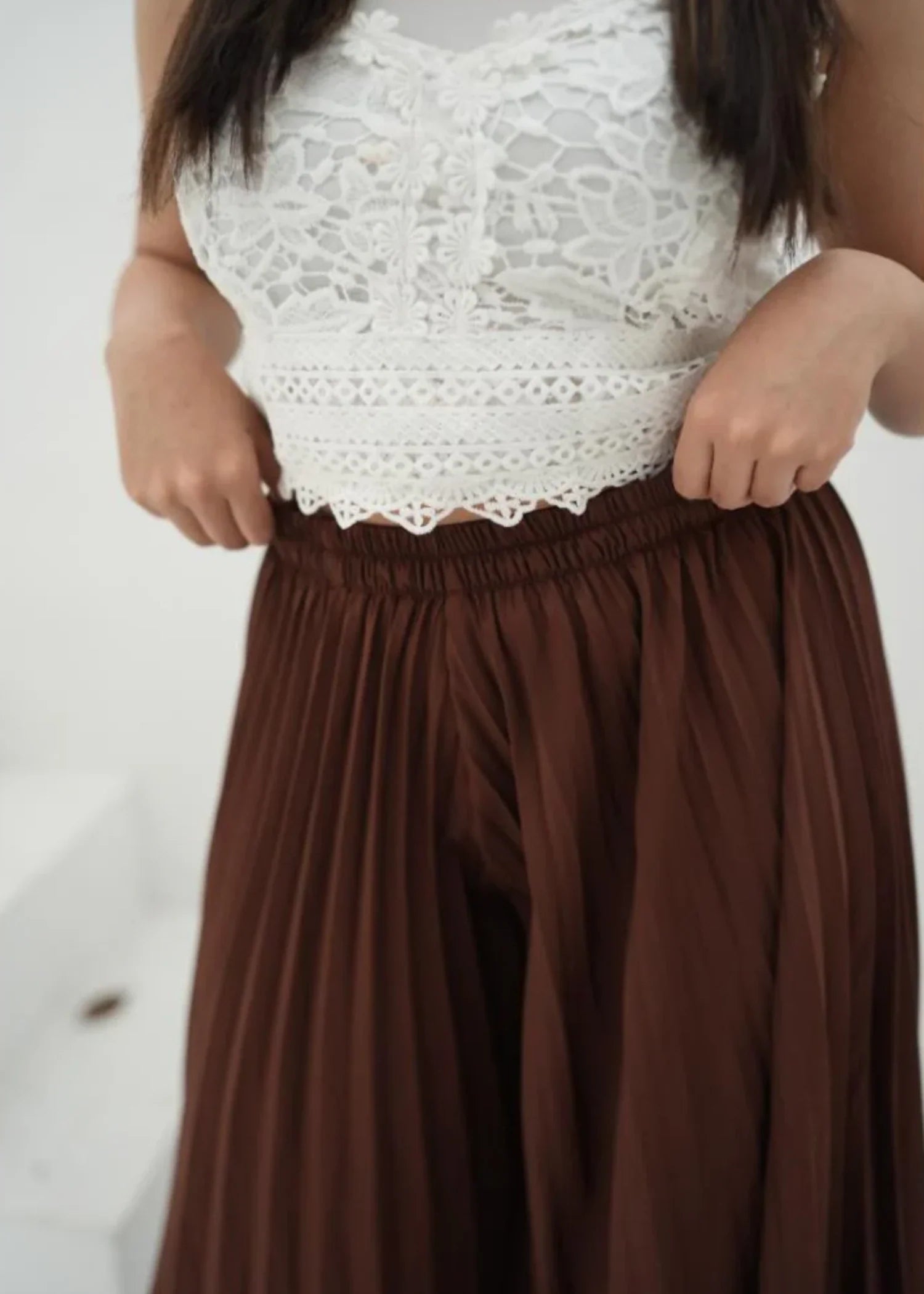 crepe Trousers in Brown