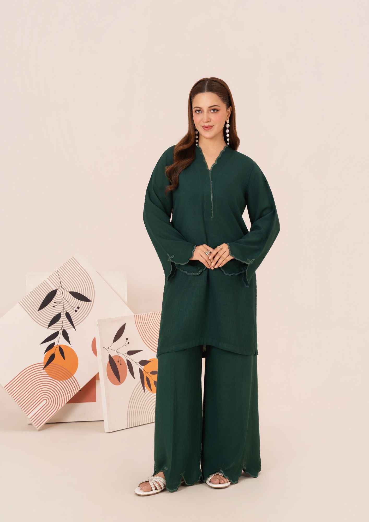silk karandi Kurta Set in Bottle green