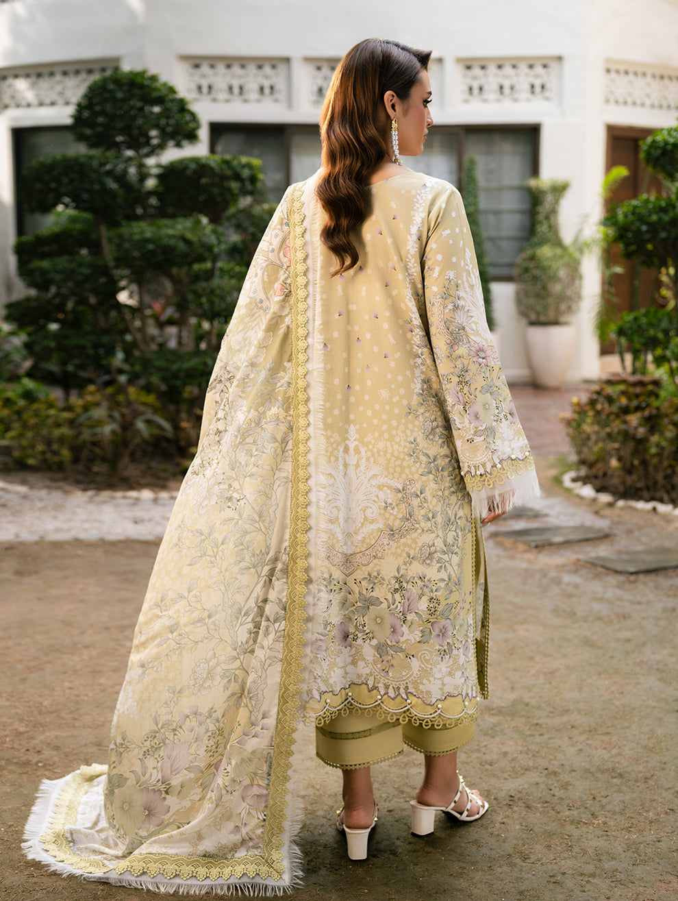 Elara Lawn – OPHELIA