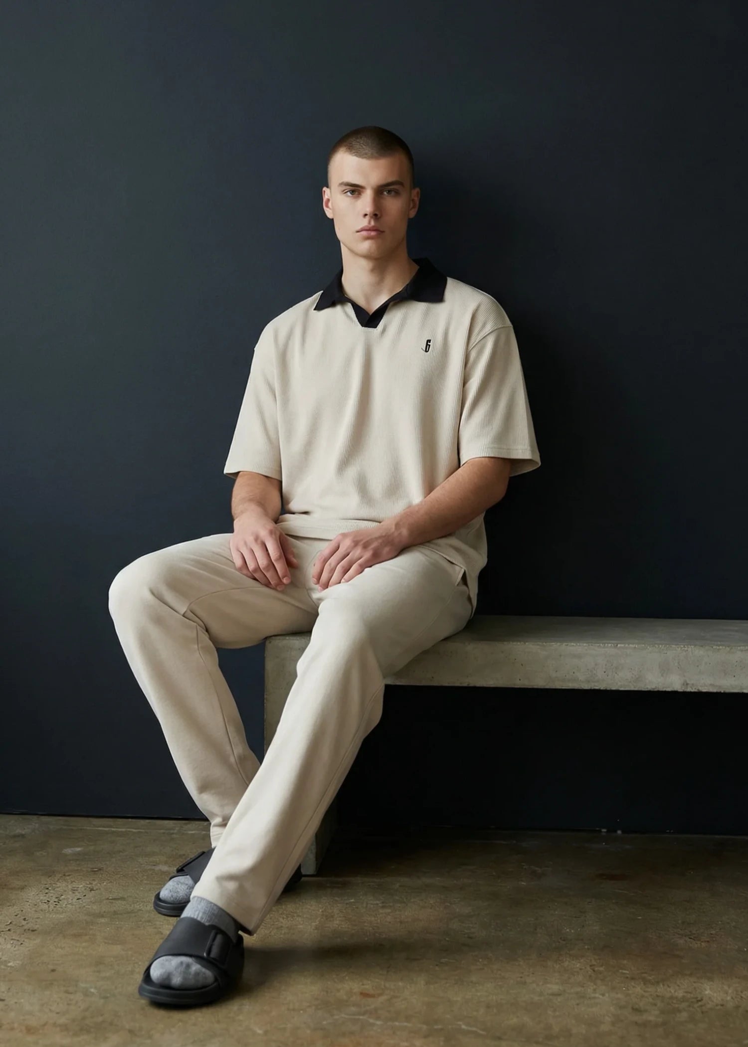 single jersey knit Polo Shirt in Timberwolf
