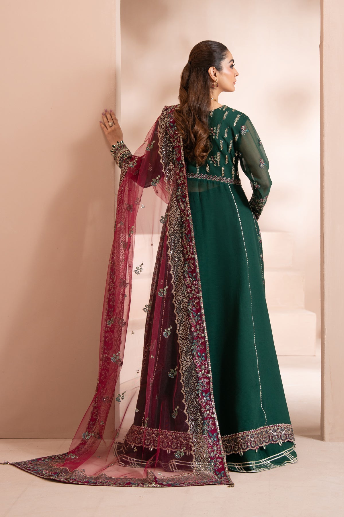 Zaeva Luxury Festive Formals – LAZEH