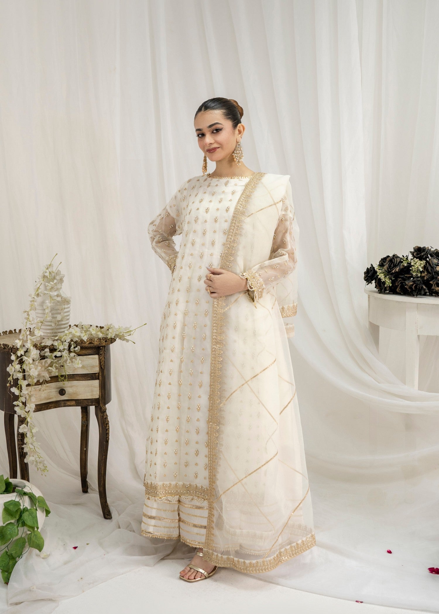 organza Maxi in Pearl white