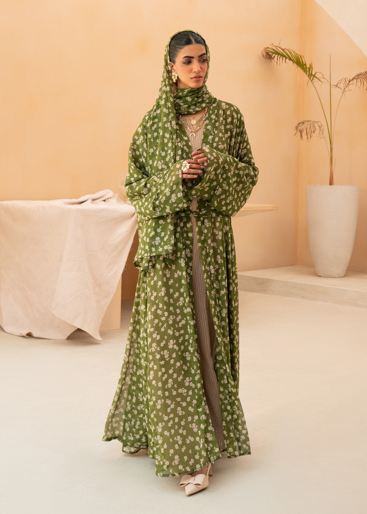 chiffon Abaya in Forest green, beige, multi