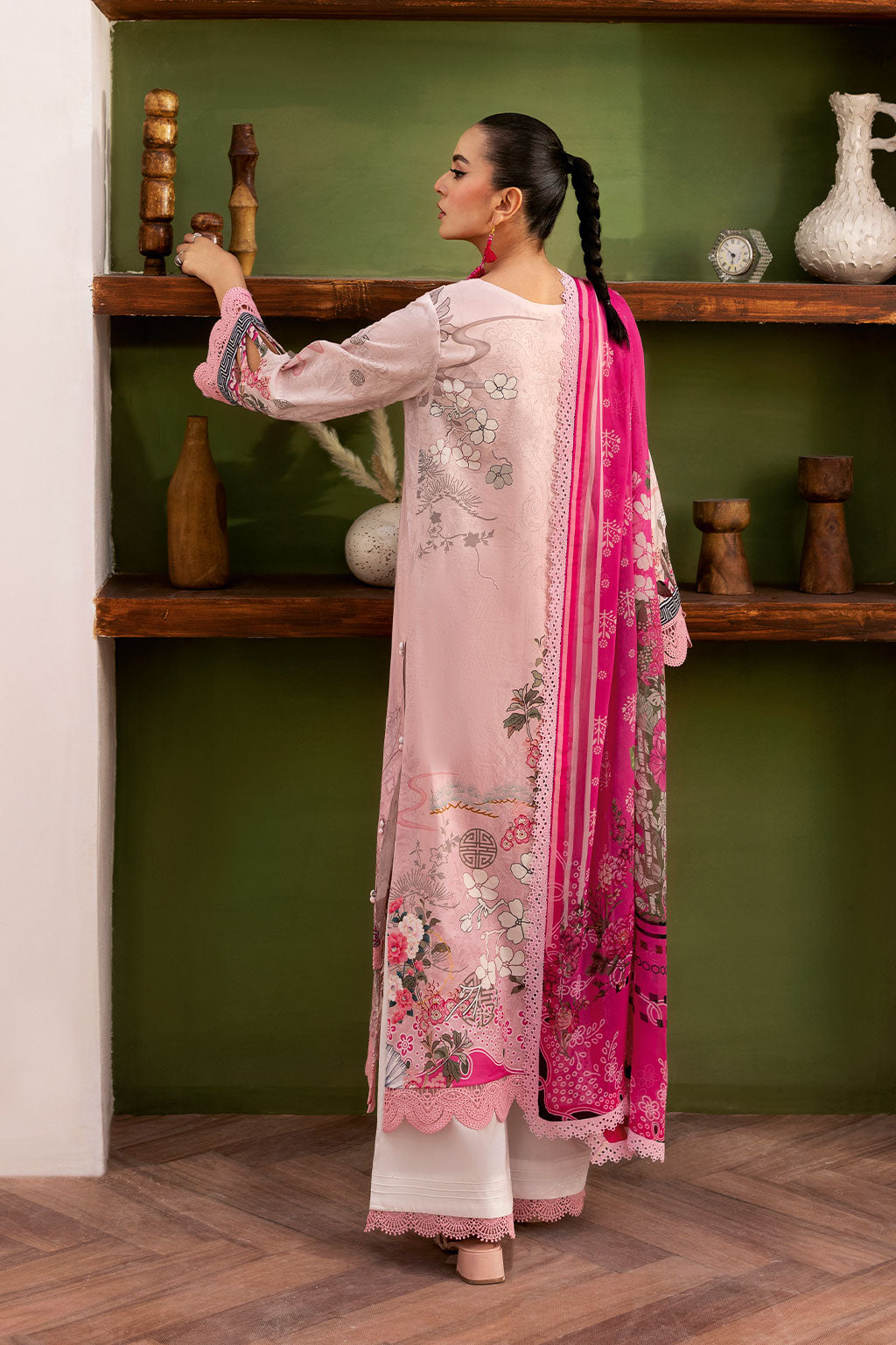 Mashaal Lawn – L-1407