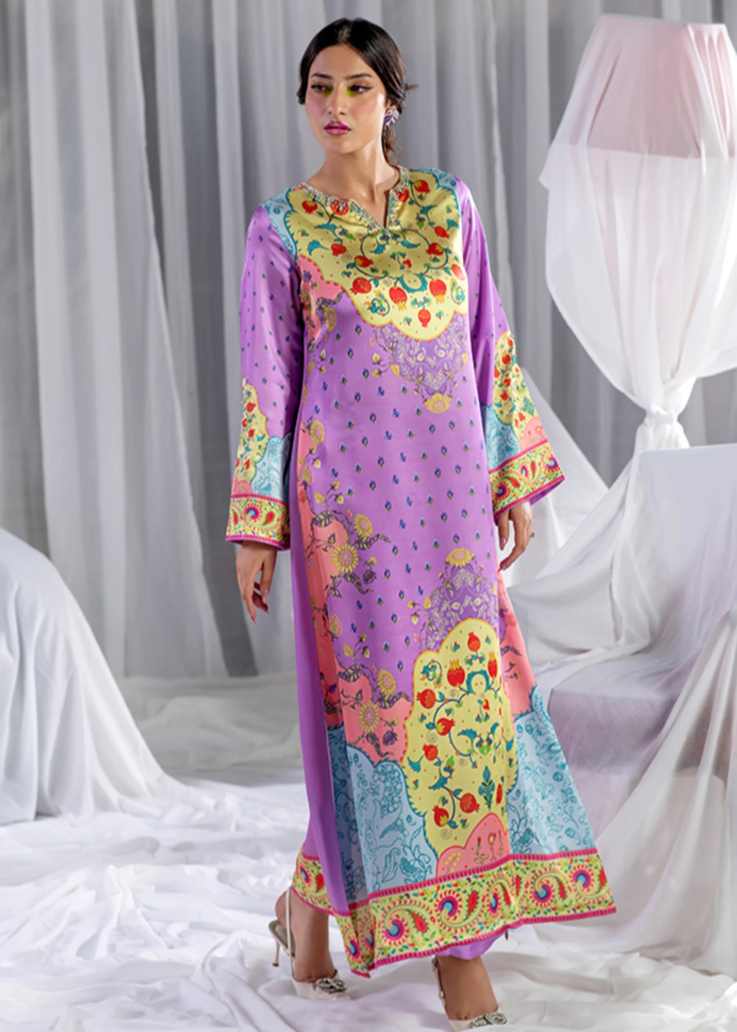 silk Kaftan in Lilac