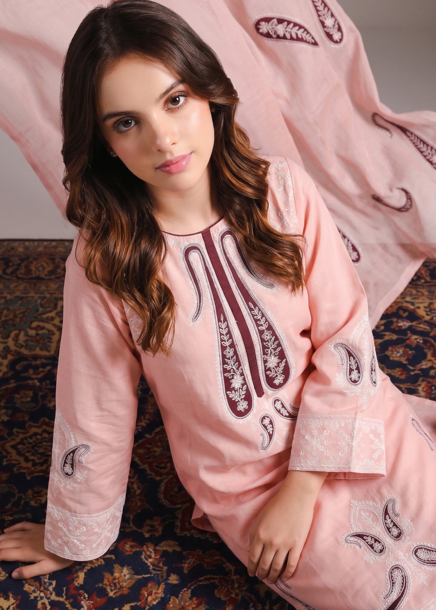 lawn cotton Kurta Set in Pink