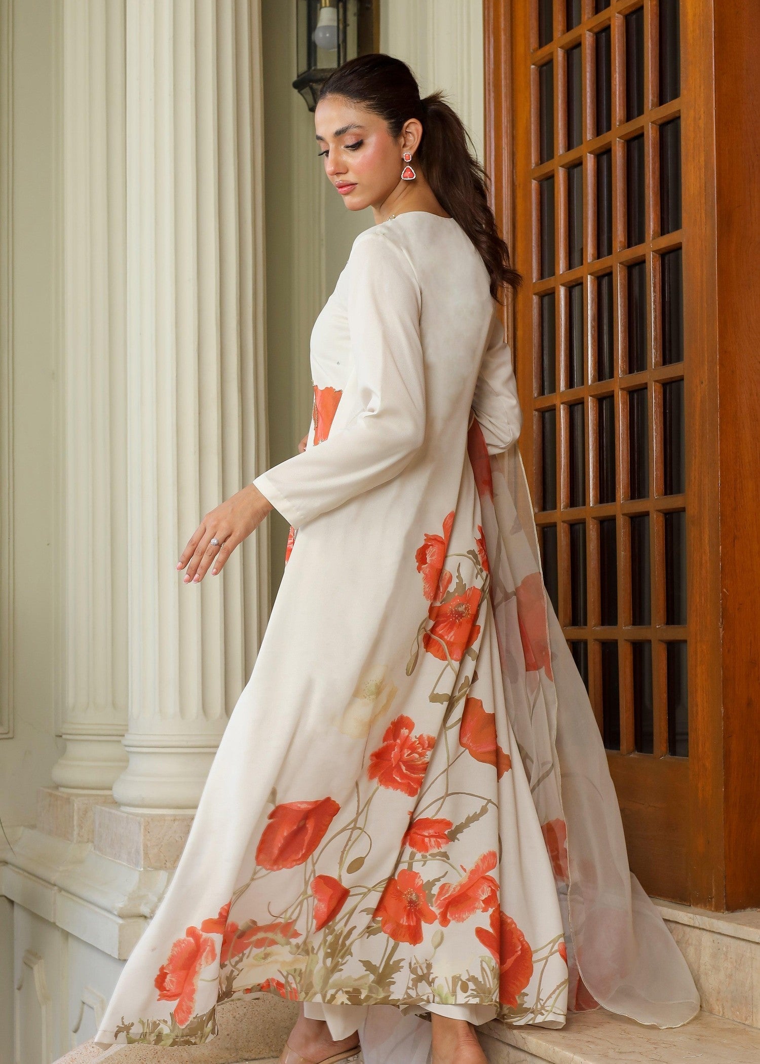 crepe Maxi in White