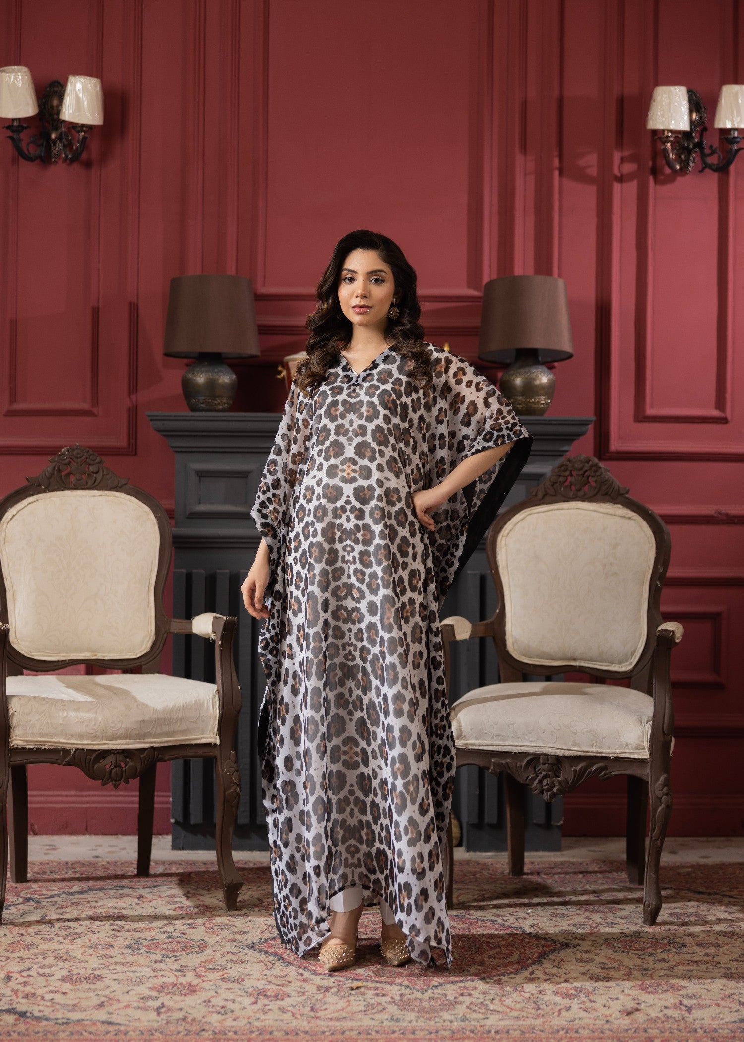 chiffon Kaftan in White, walnut brown, jet black