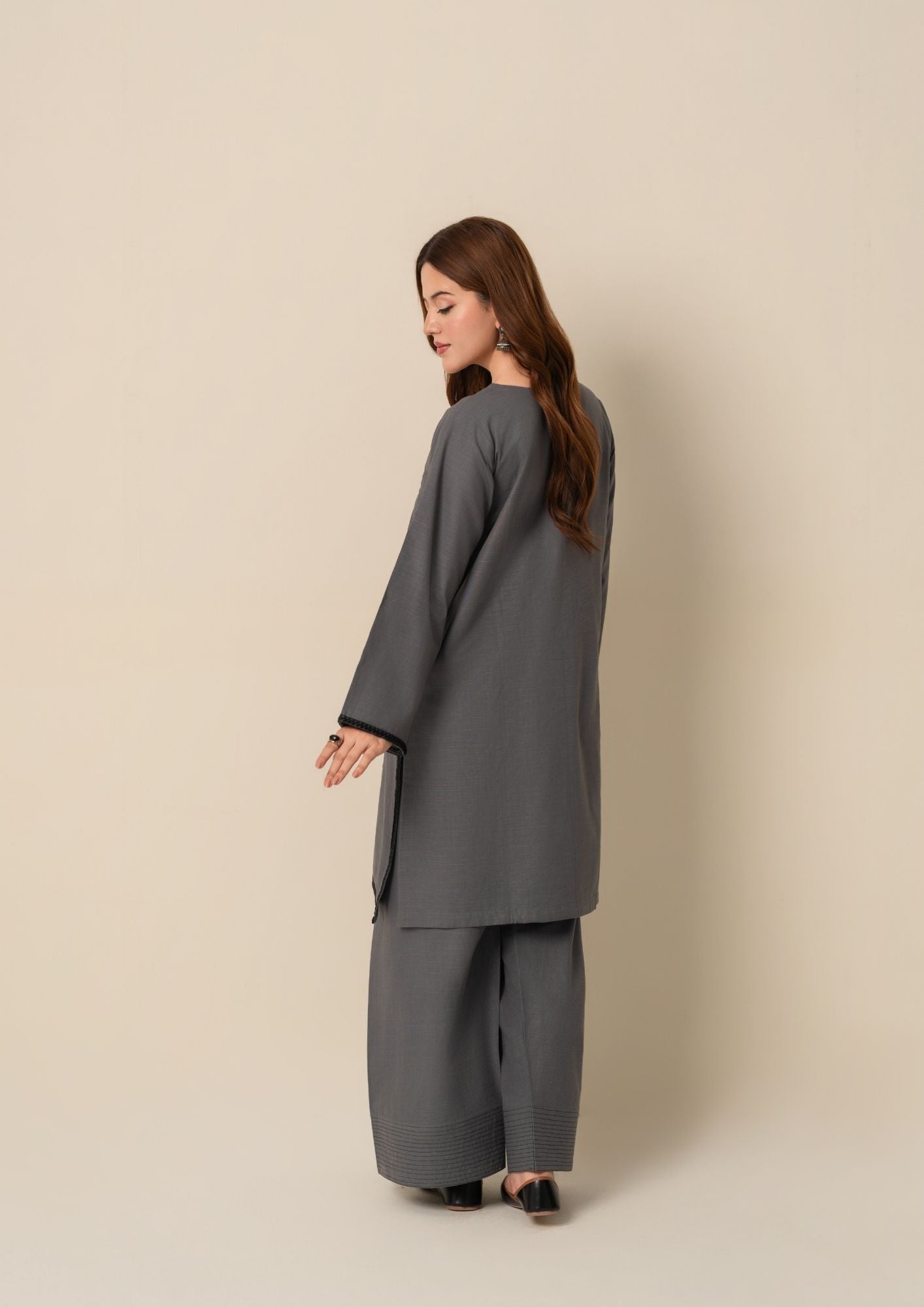 khaddar Kurta Set in Grey
