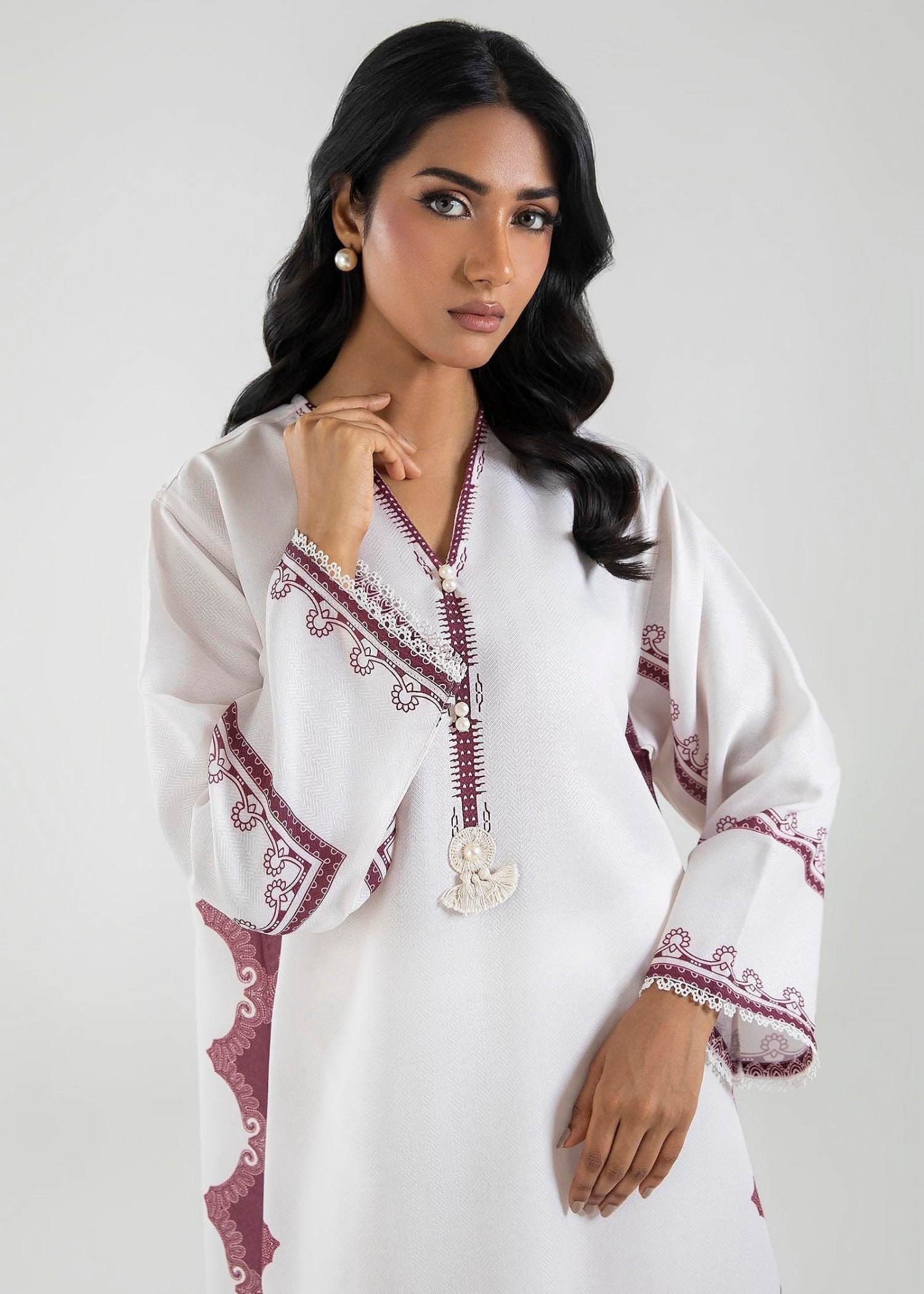 blended satin jacquard Kurti in White