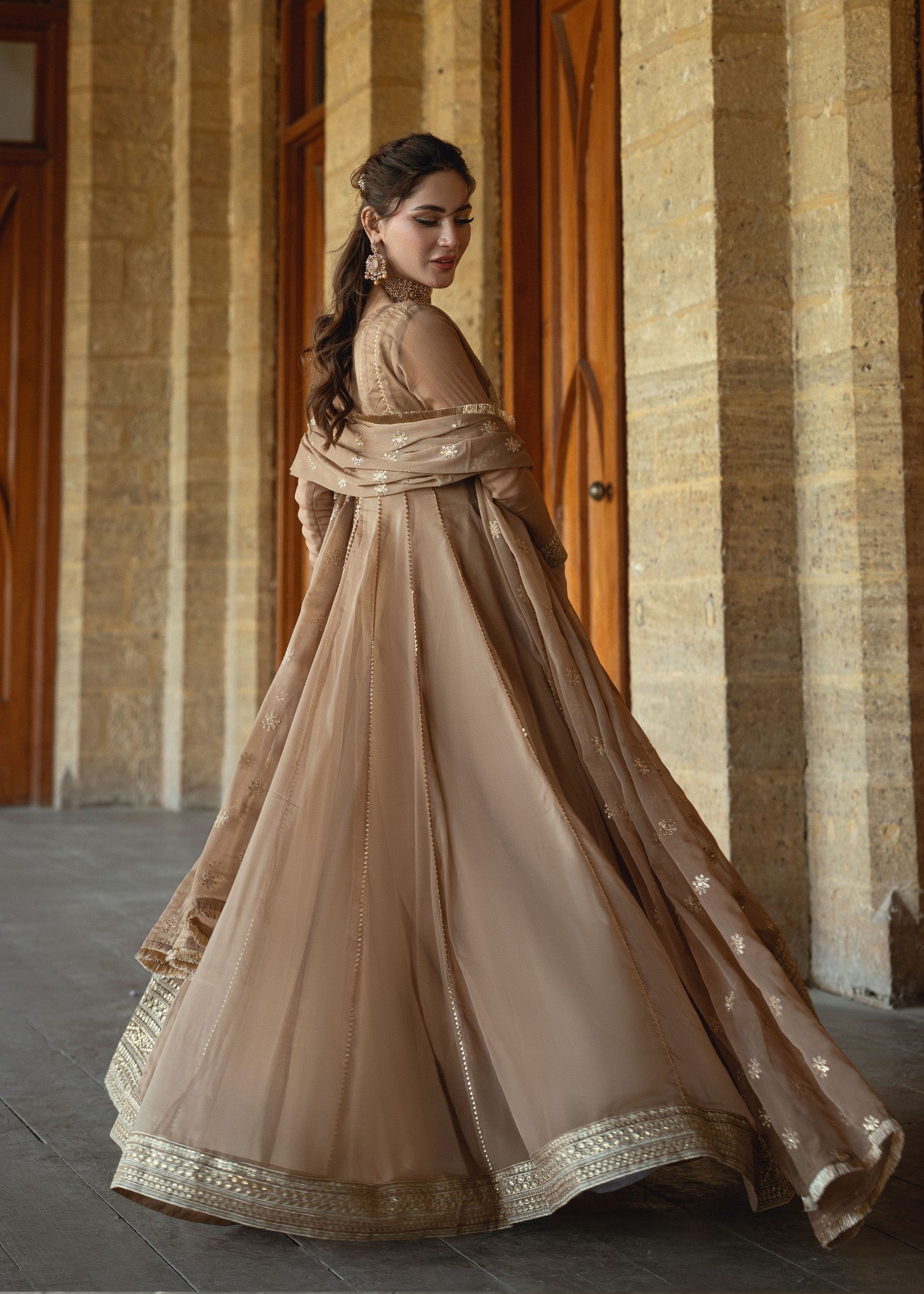 chiffon Maxi in Camel brown