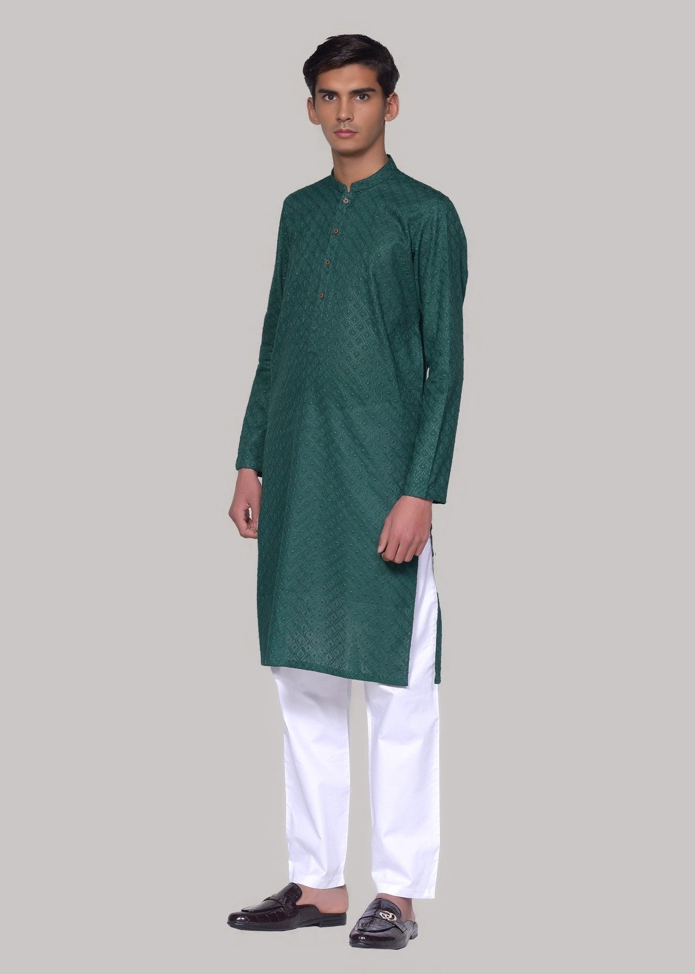 chikankari cotton Kurta in Bottle green