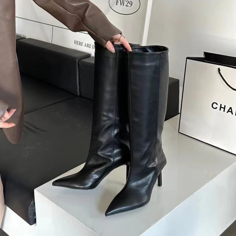 VANESSA BOOTS