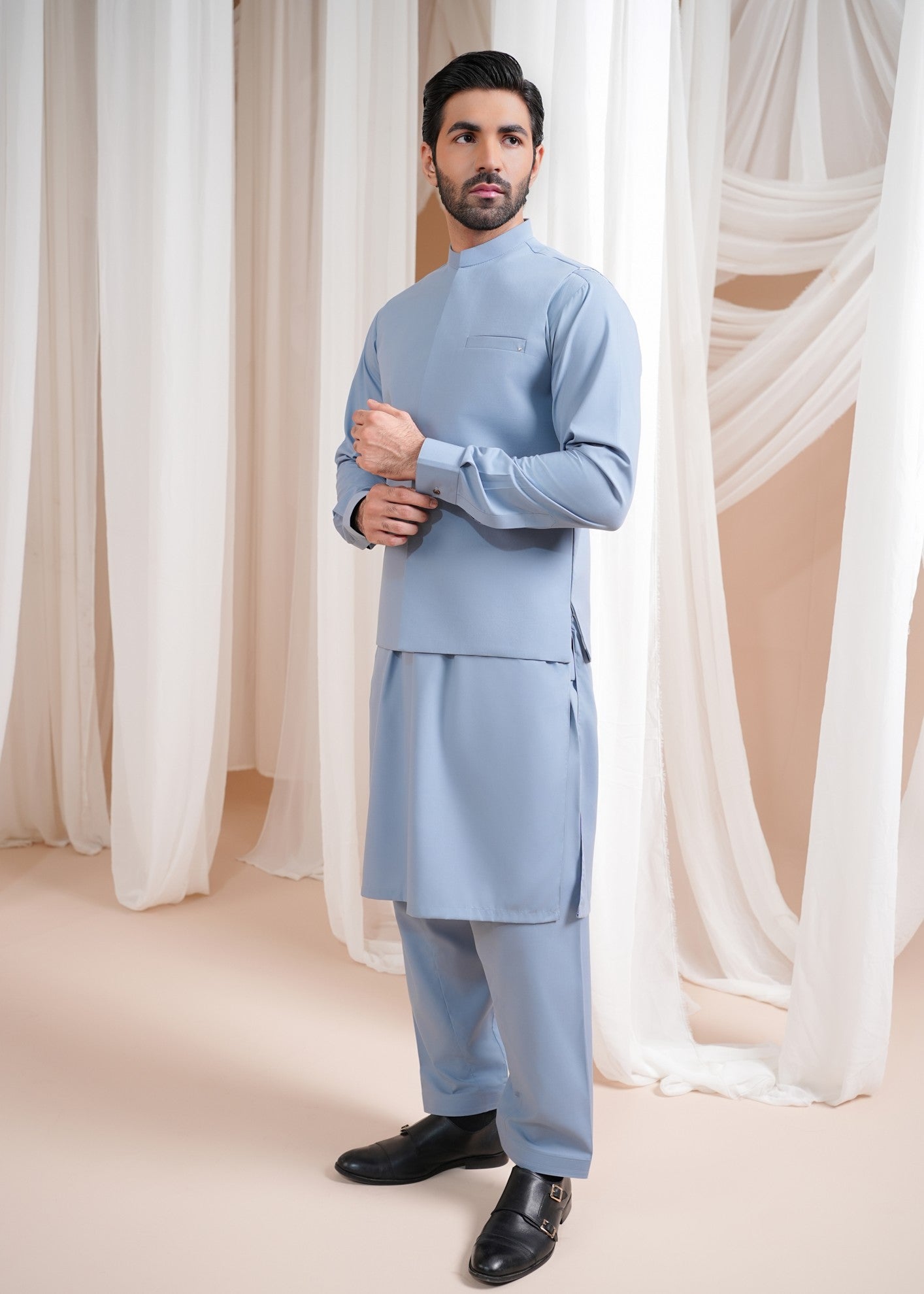 wash & wear Waistcoat in Sky blue by Muraqsh