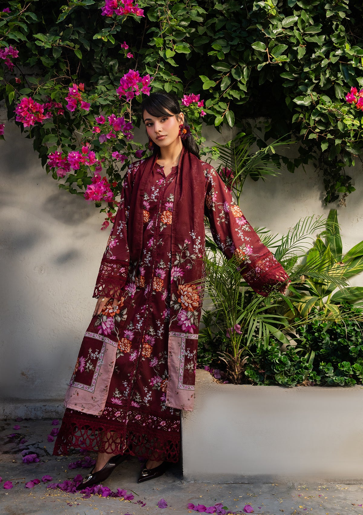 lawn Kurta Set in Blood red