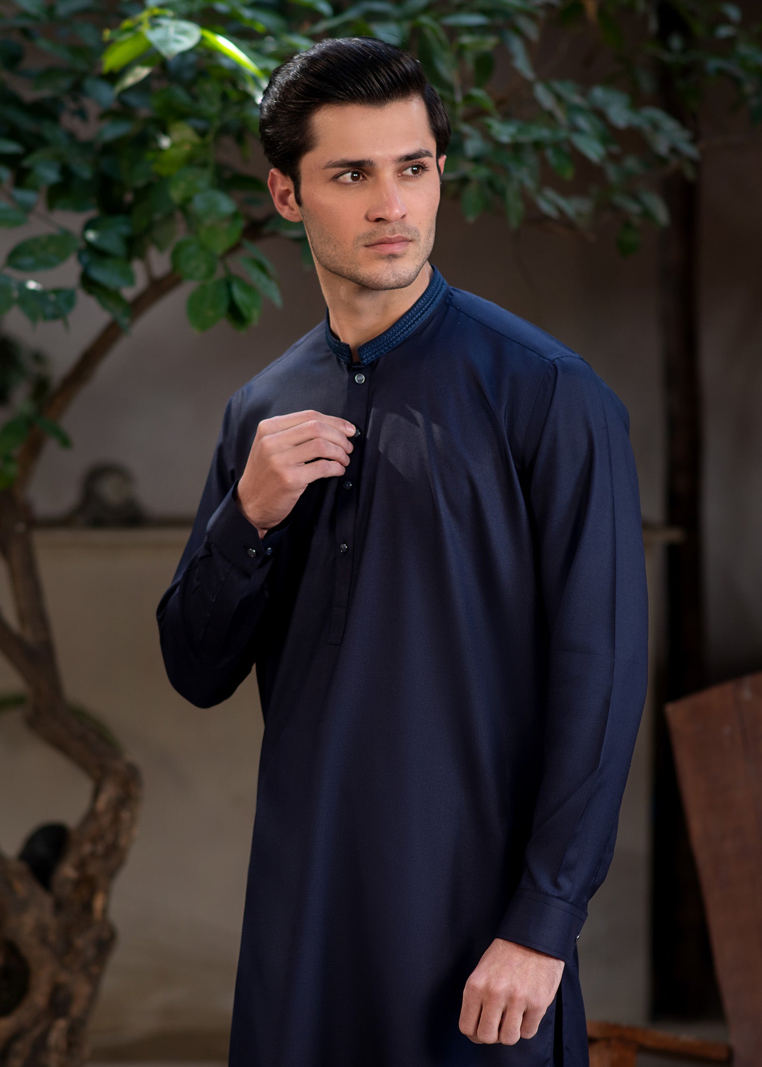 wash & wear Shalwar Kameez in Royal blue