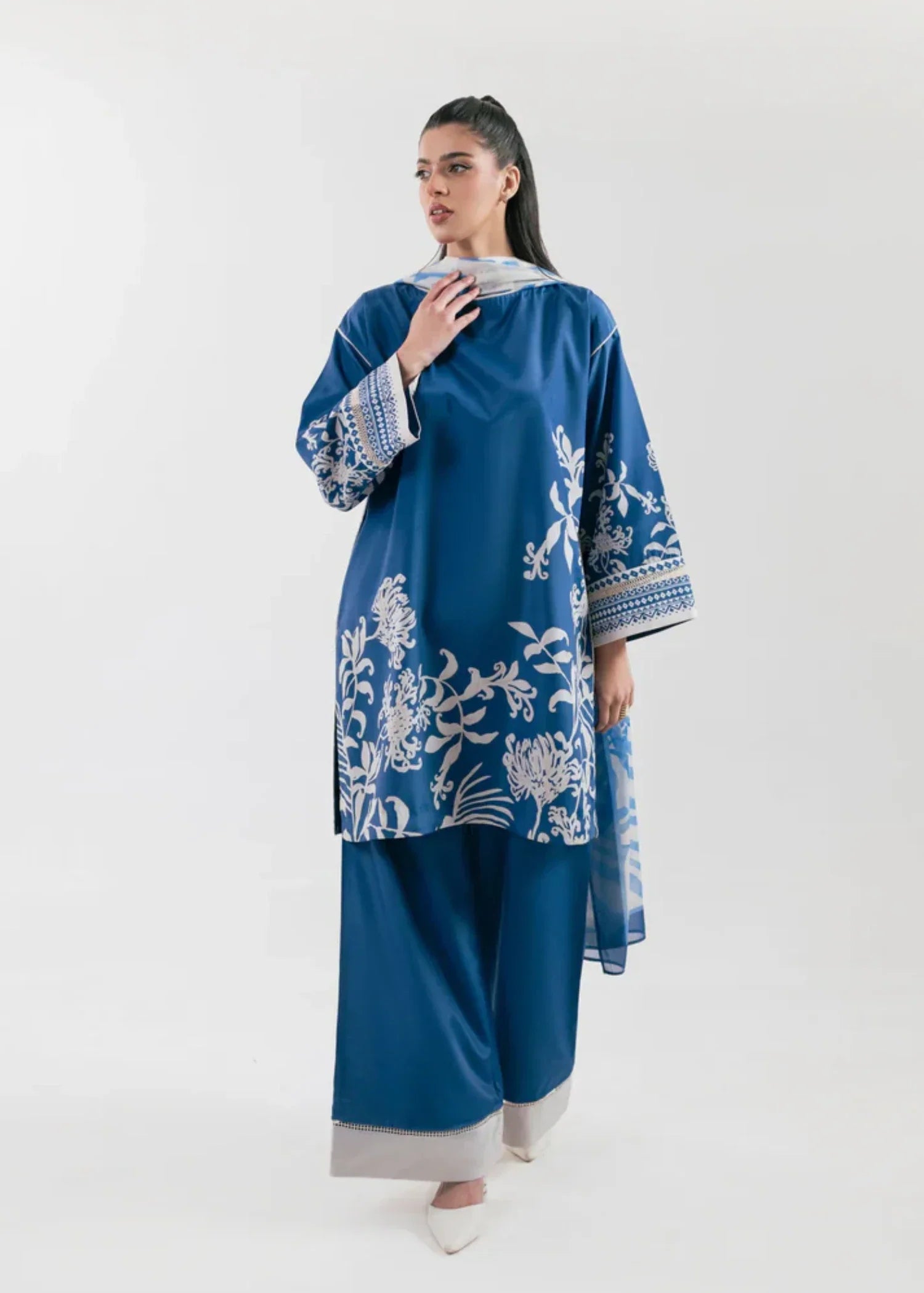 poly lawn Kurta Set in Royal blue