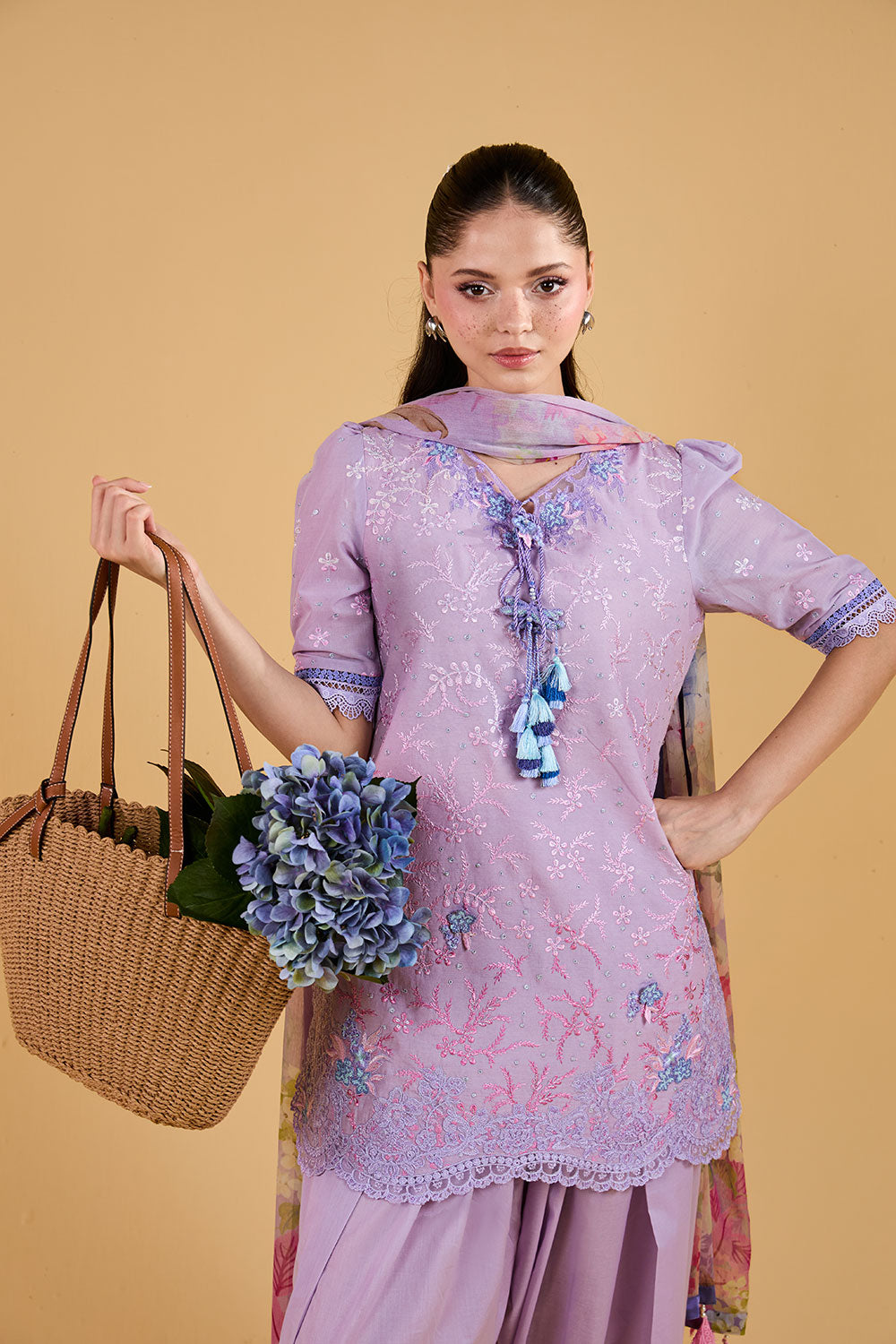 Vital Luxury Lawn Vol-2 – D-1B