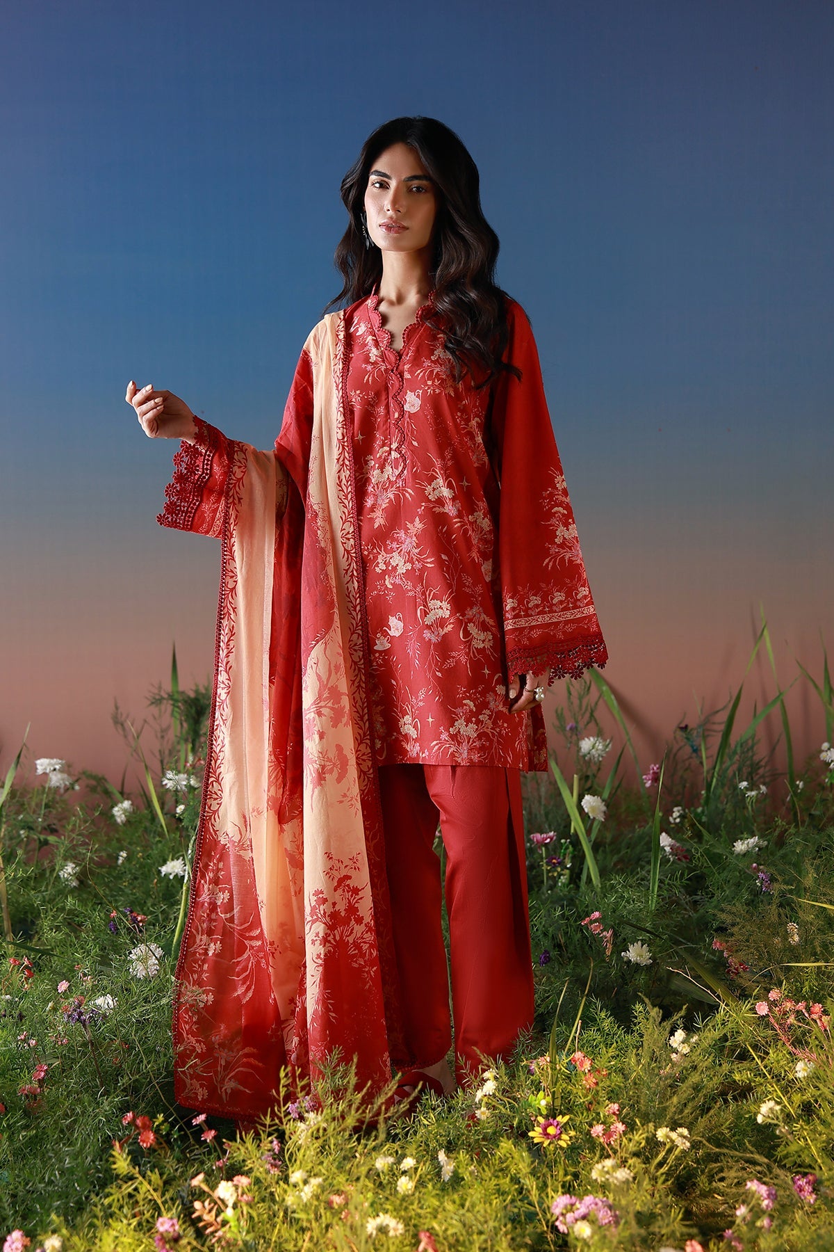 Mirha Lawn – Crimson Heirloom