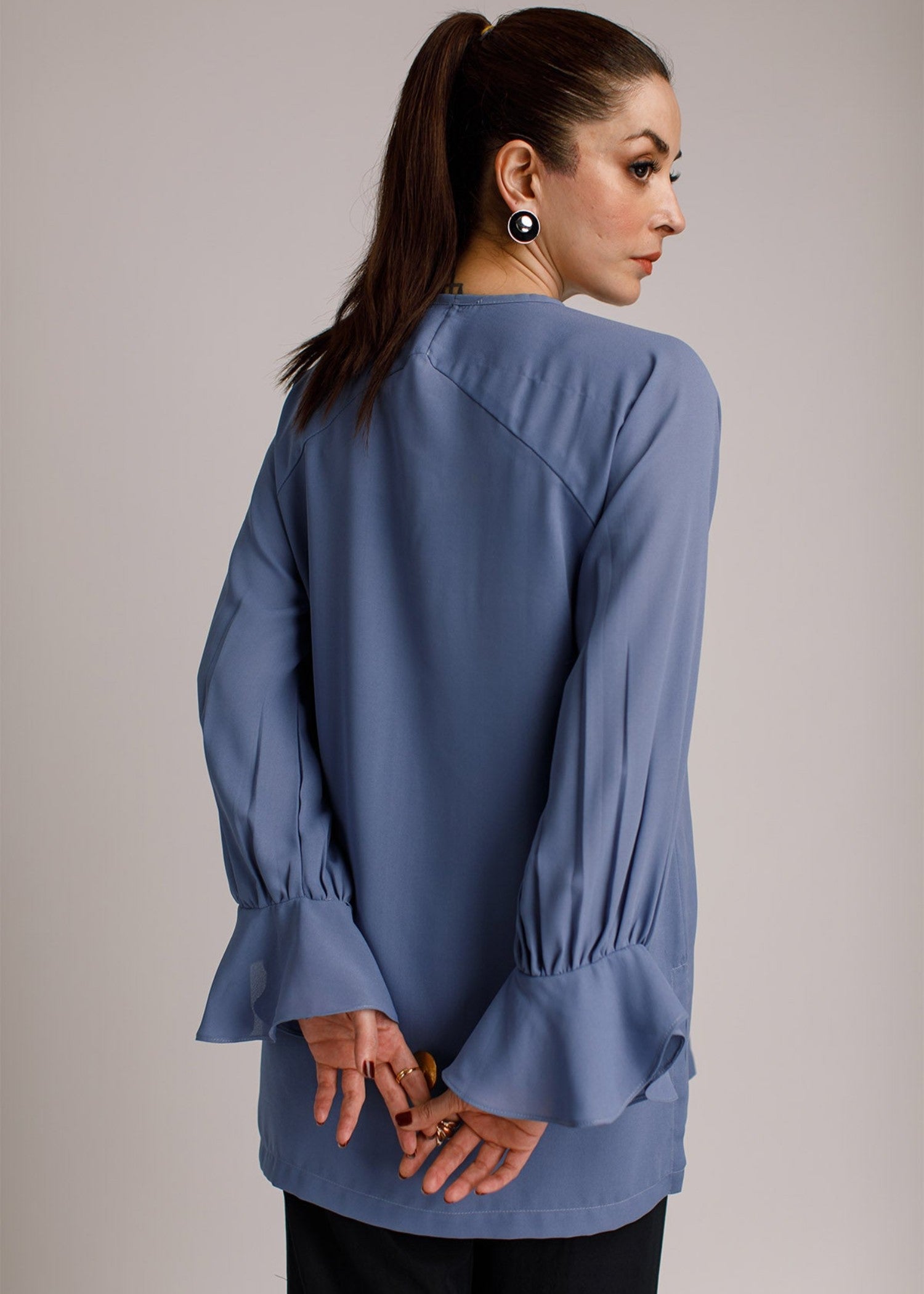crepe Top in Steel blue