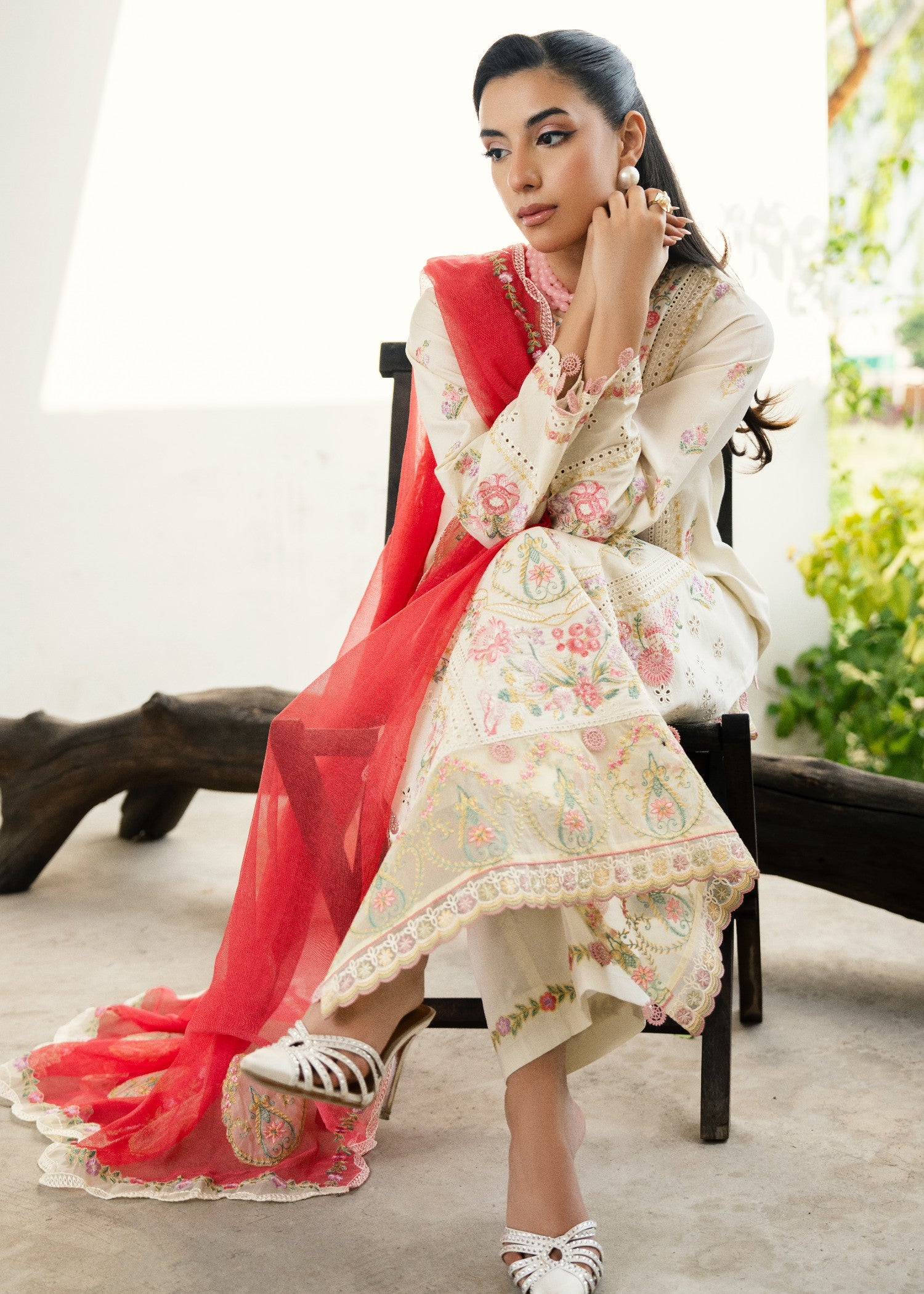 lawn Kurta Set in Shocking pink, cream