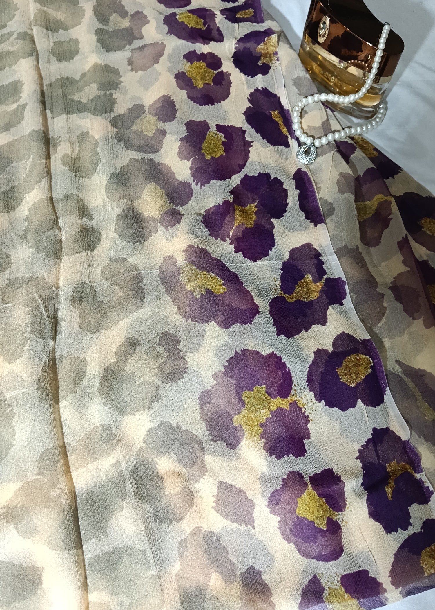 swiss lawn Unstitched in Flax, royal purple