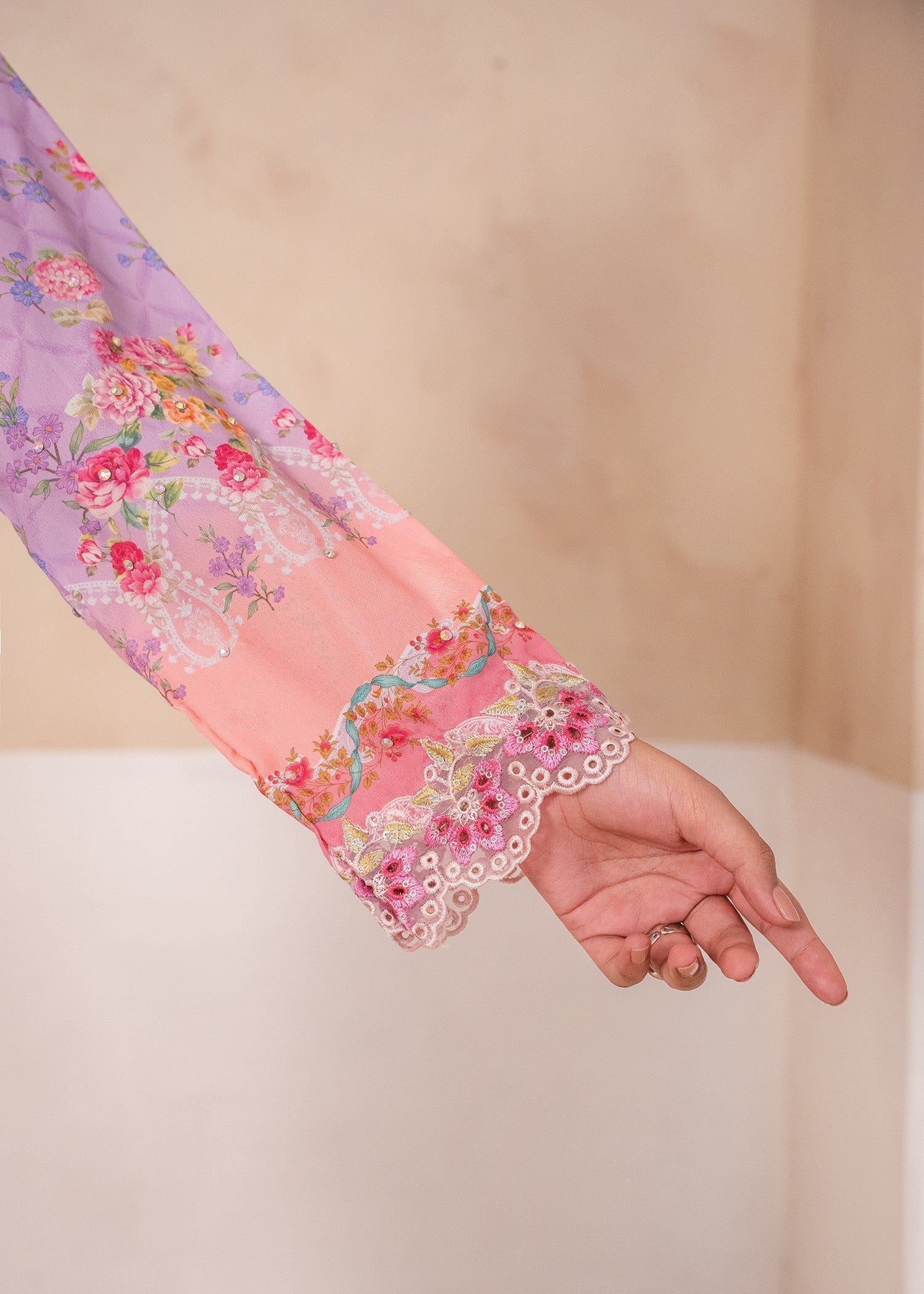 silk crepe Kurta Set in Lilac