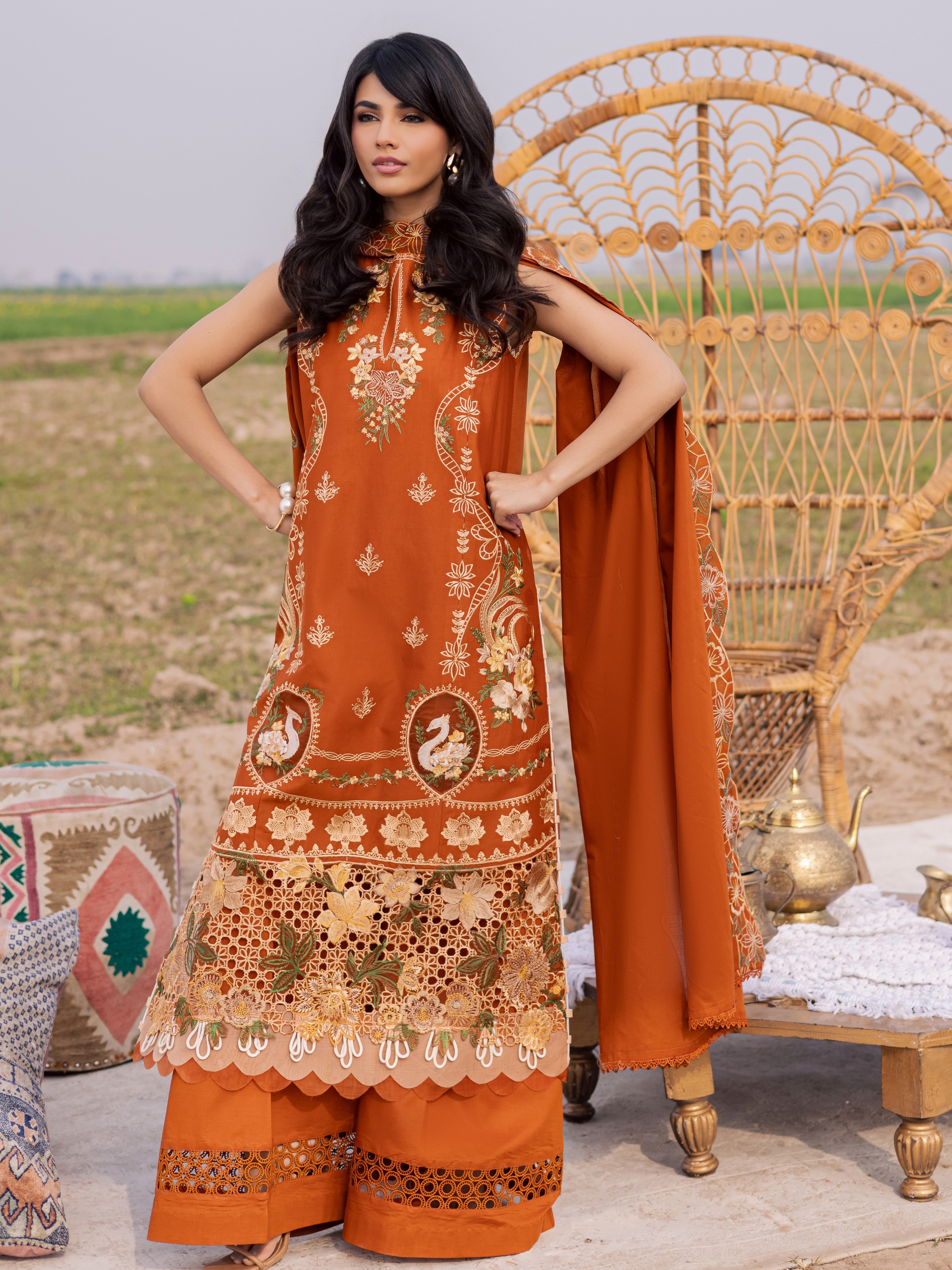 Dil-e-Raqsum Lawn – DQ-03