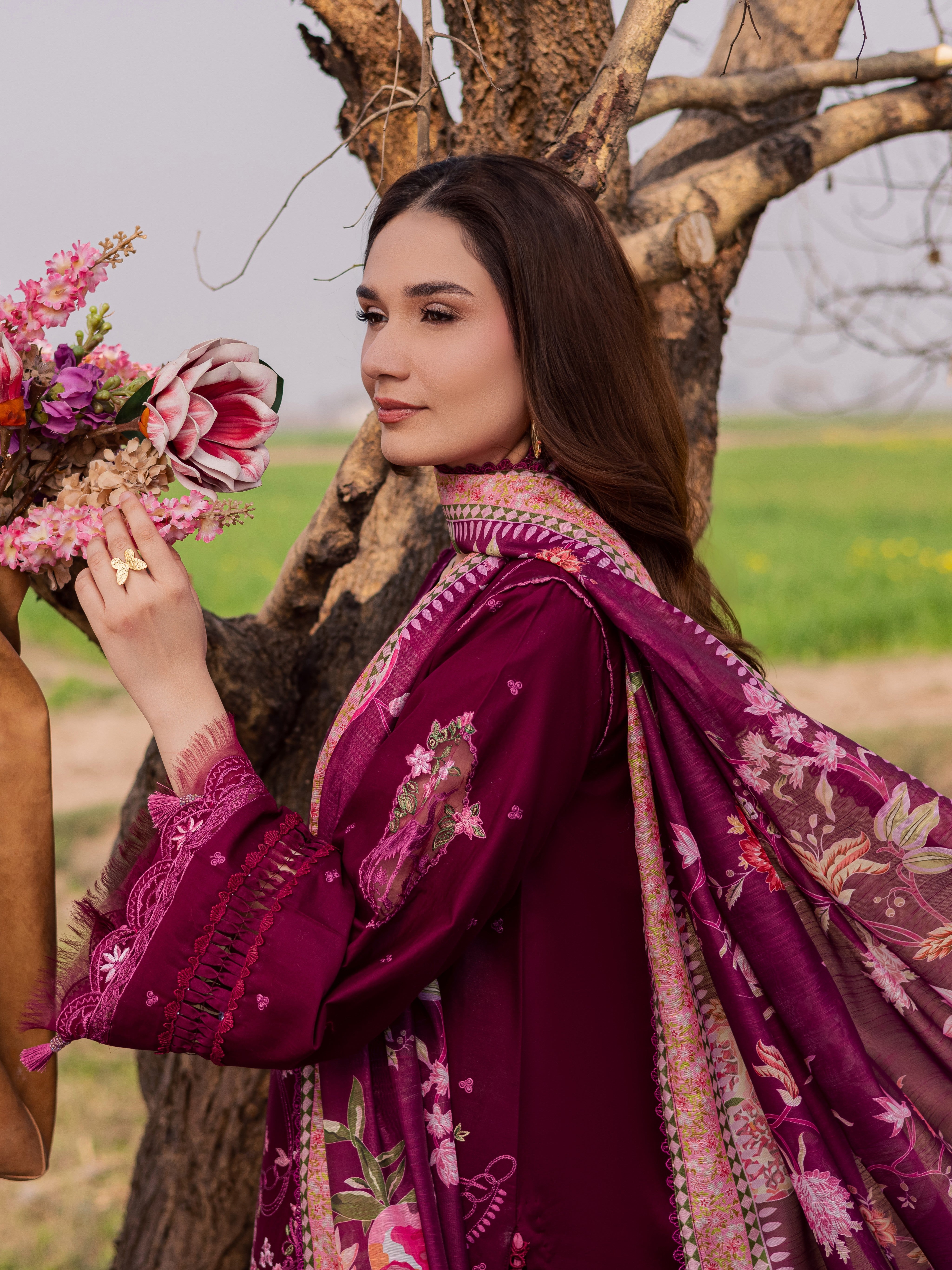 Dil-e-Raqsum Lawn – DQ-07
