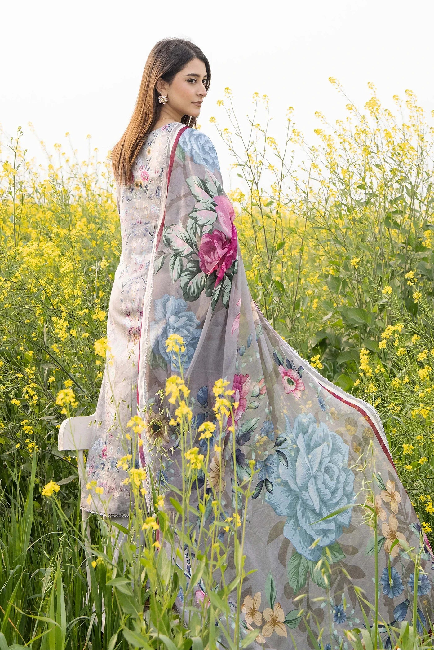 Lawn Prints – 1703