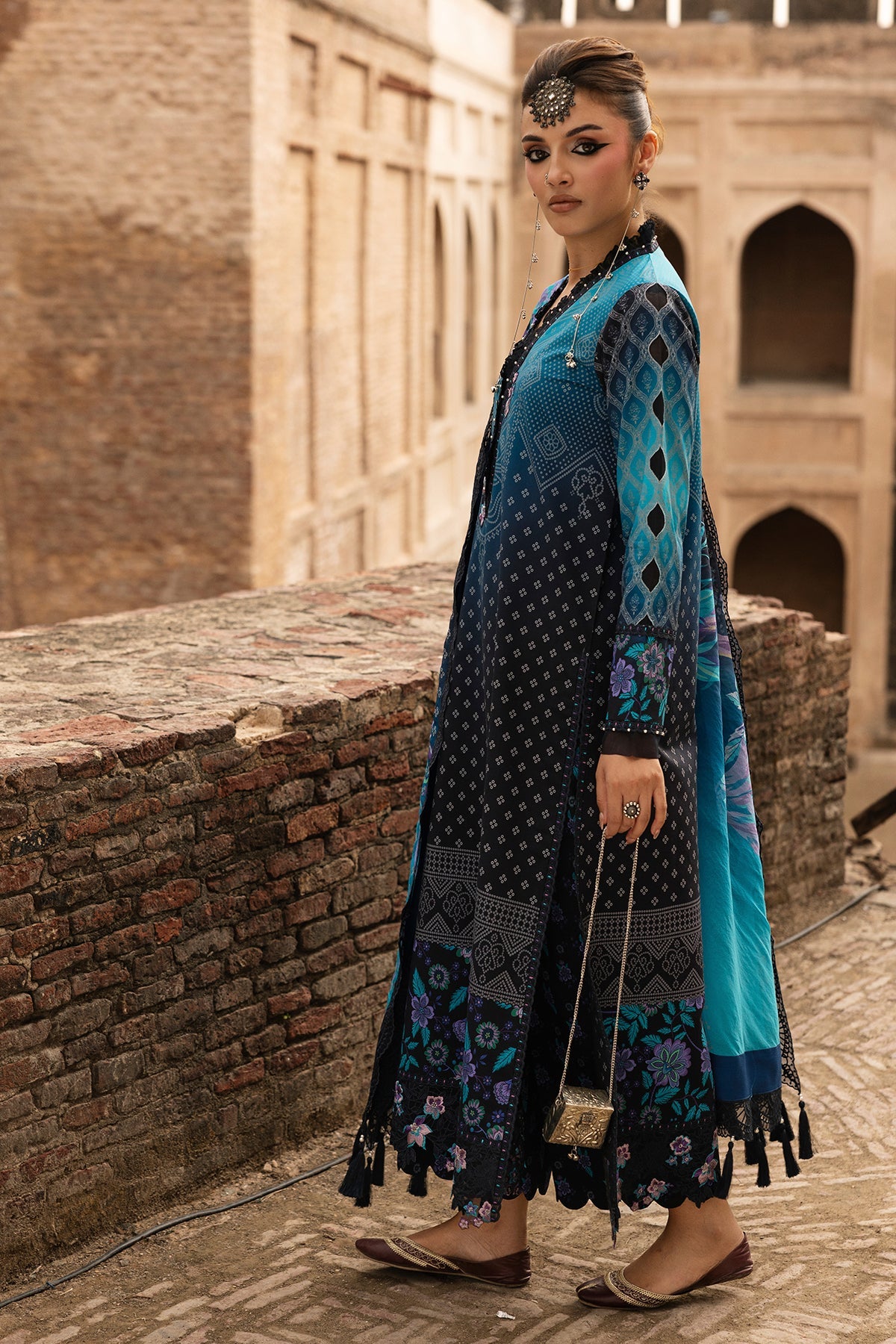 Chunri Lawn – CHN6-04