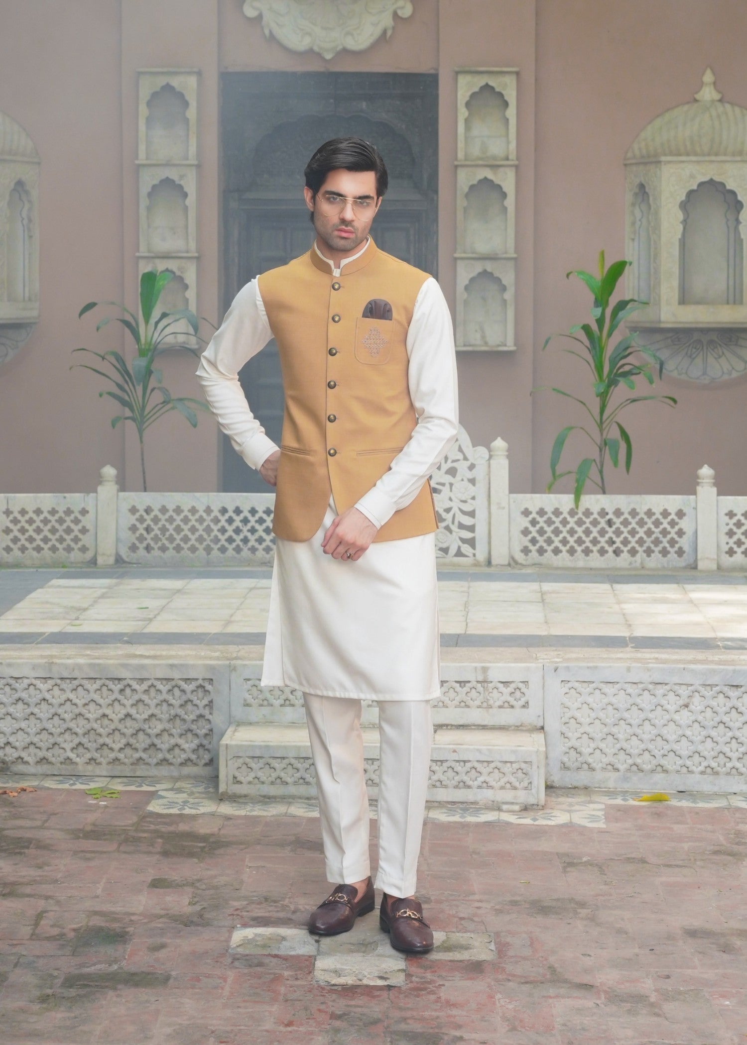 wool Waistcoat in Gold
