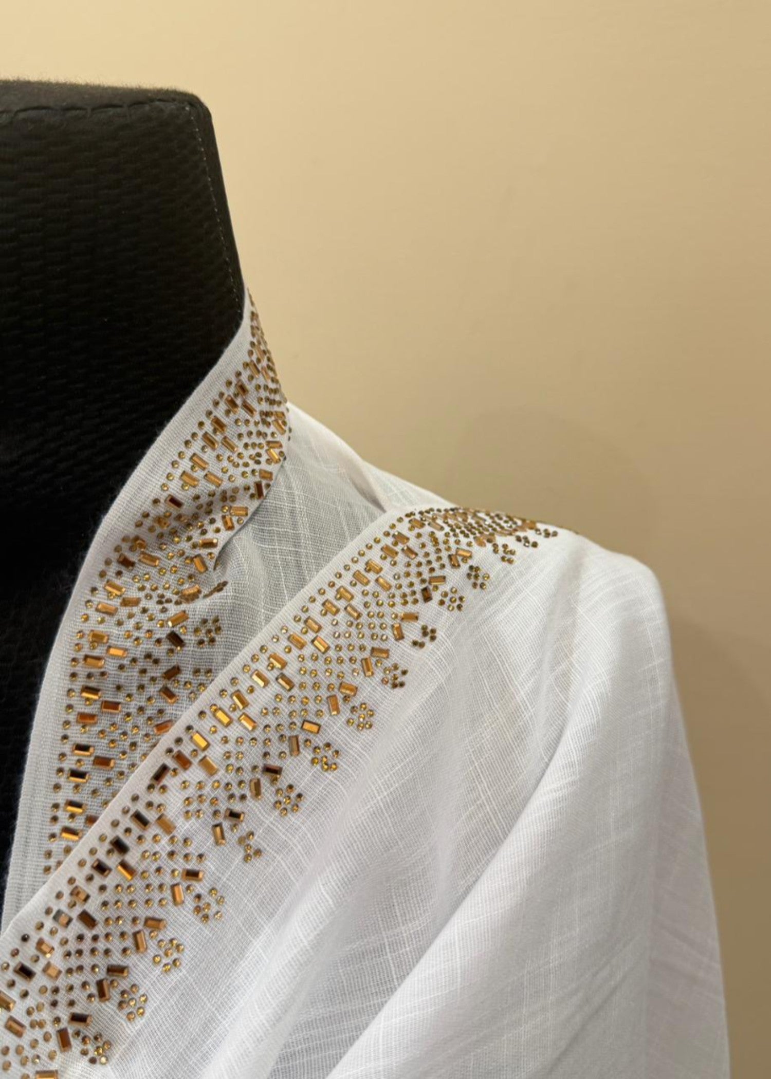 slub lawn Hijab in White