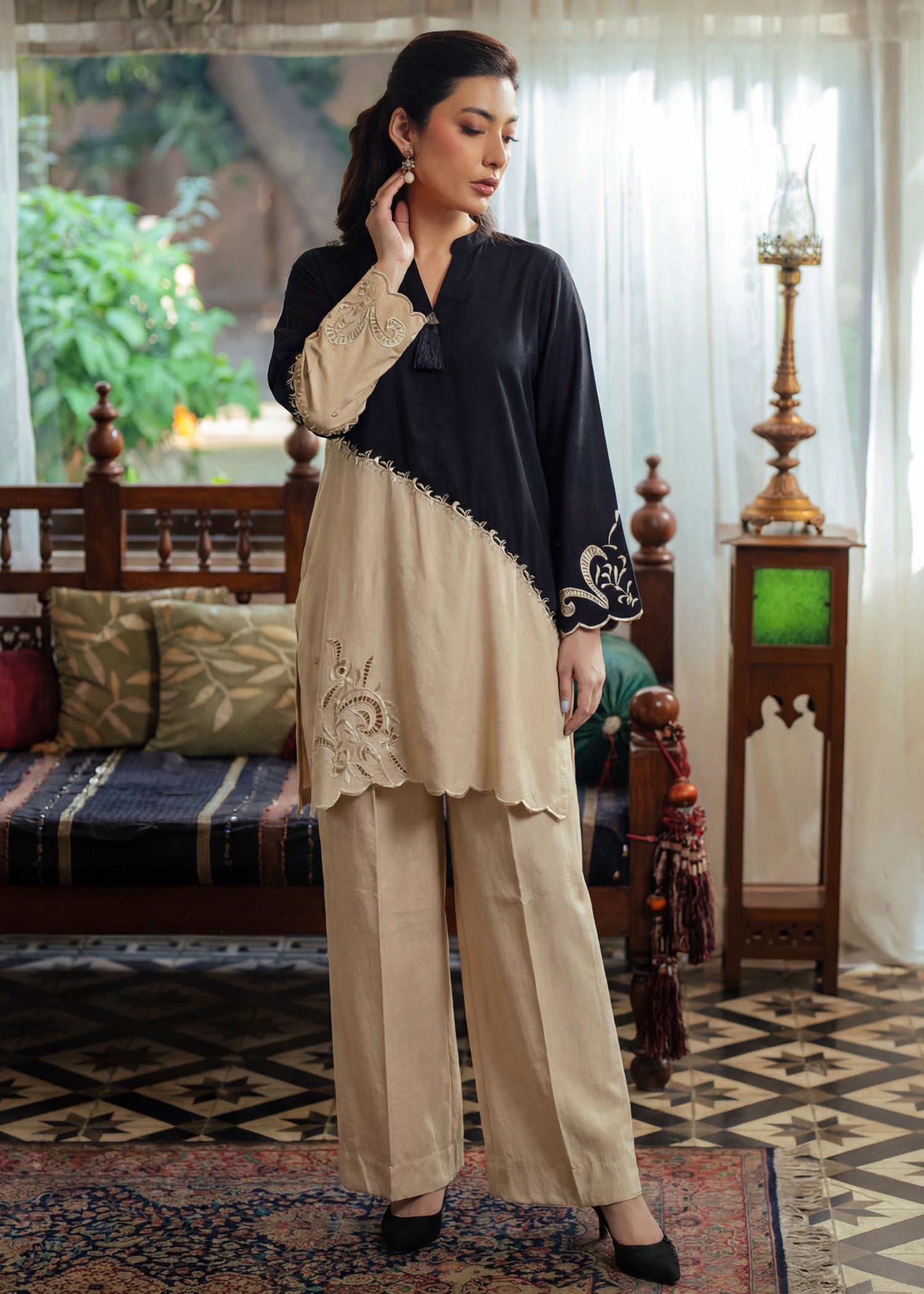 dhanak Kurta Set in Multi