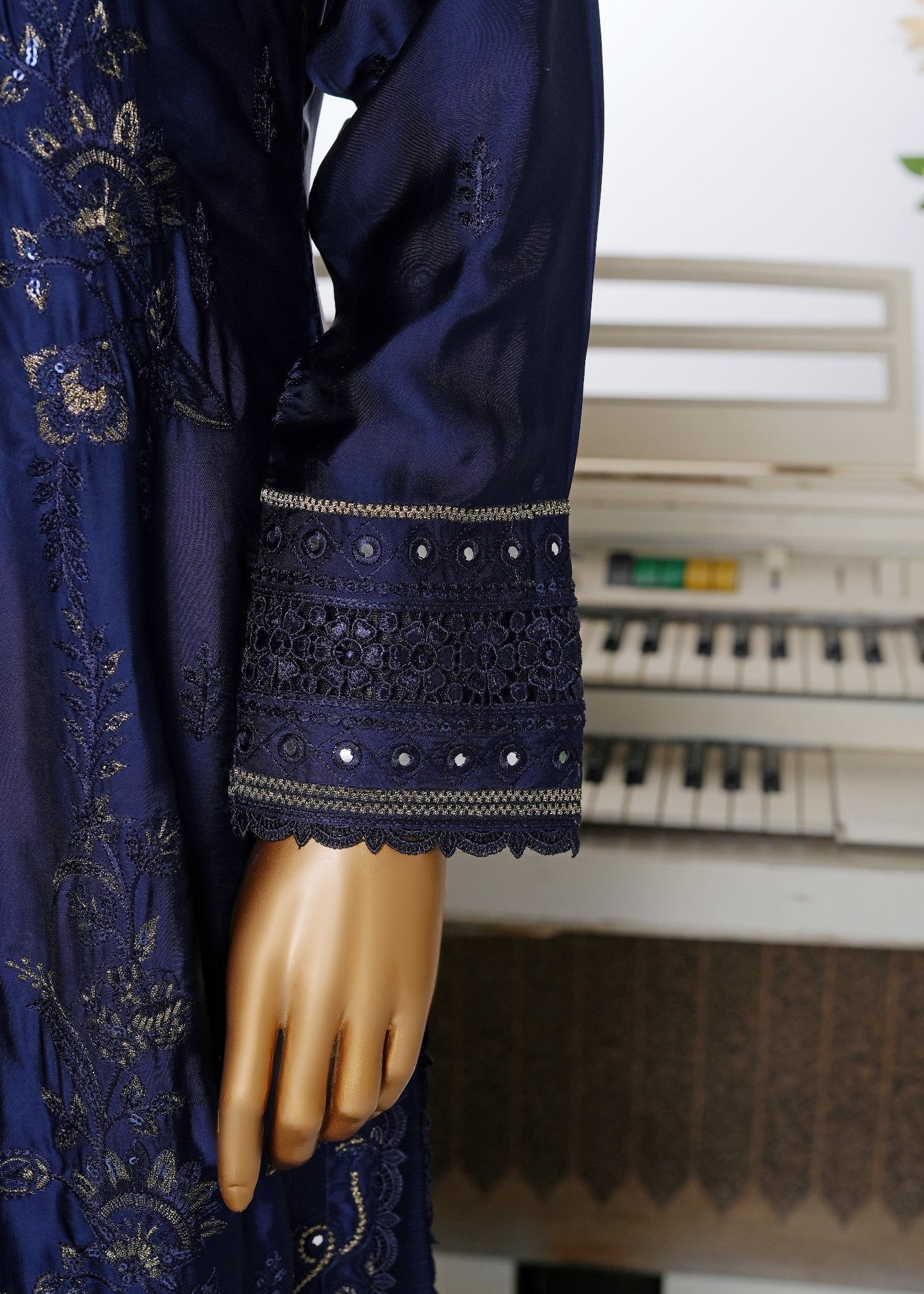 charmuse/shamooz Kurta Set in Midnight blue