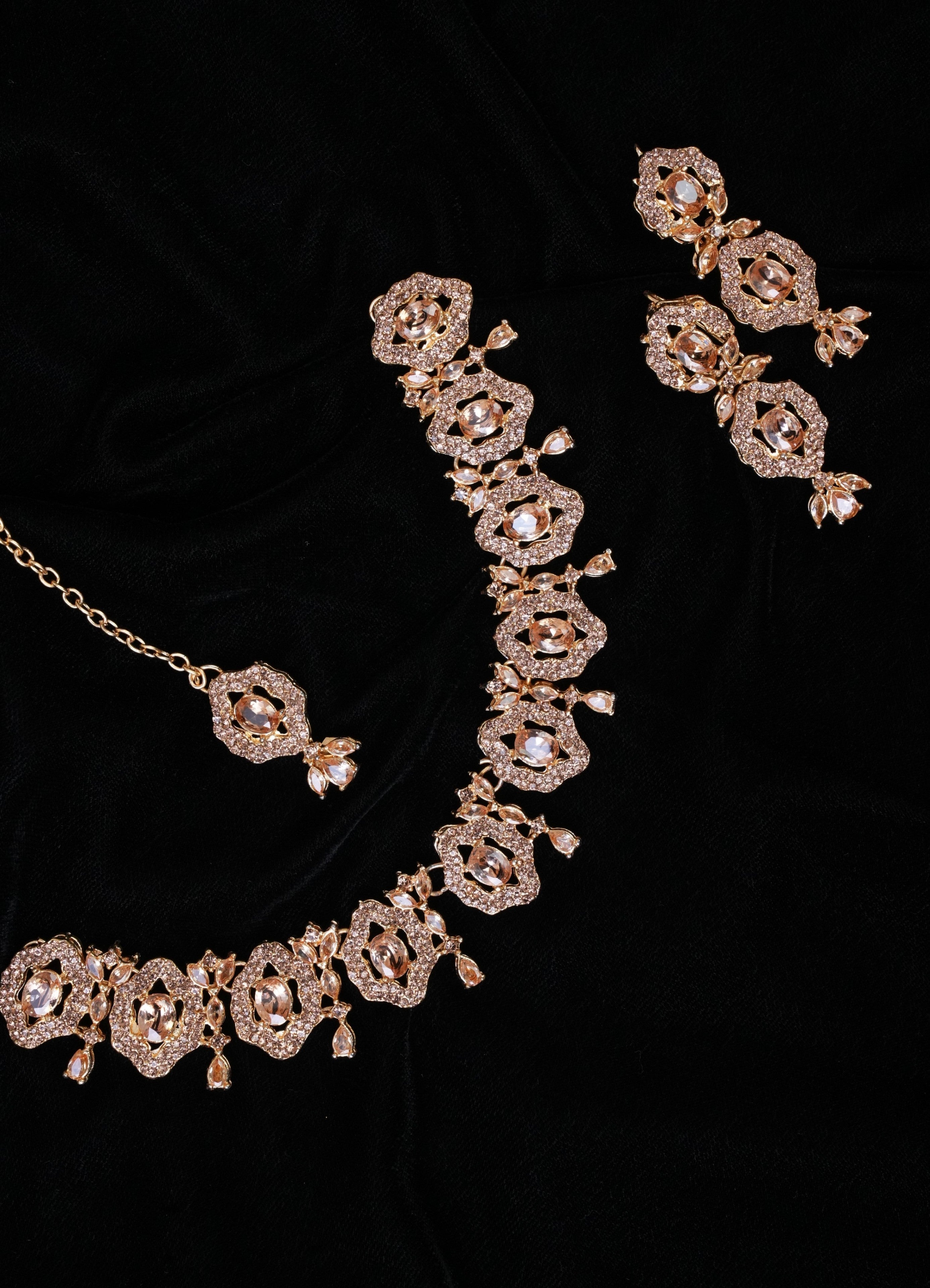 Jewelry Set in Gold, champagne Color by - Trendy Women Jewelry Set YQH7723