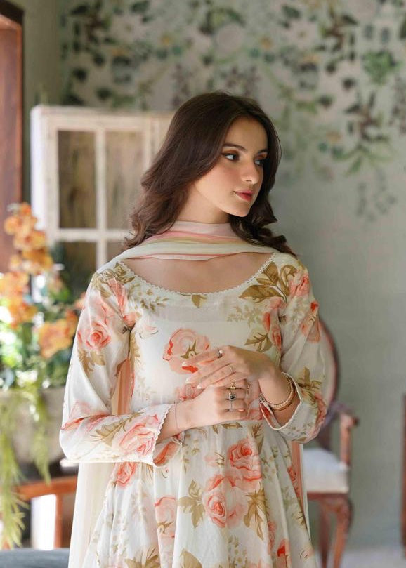 lawn Pishwas in Off-white