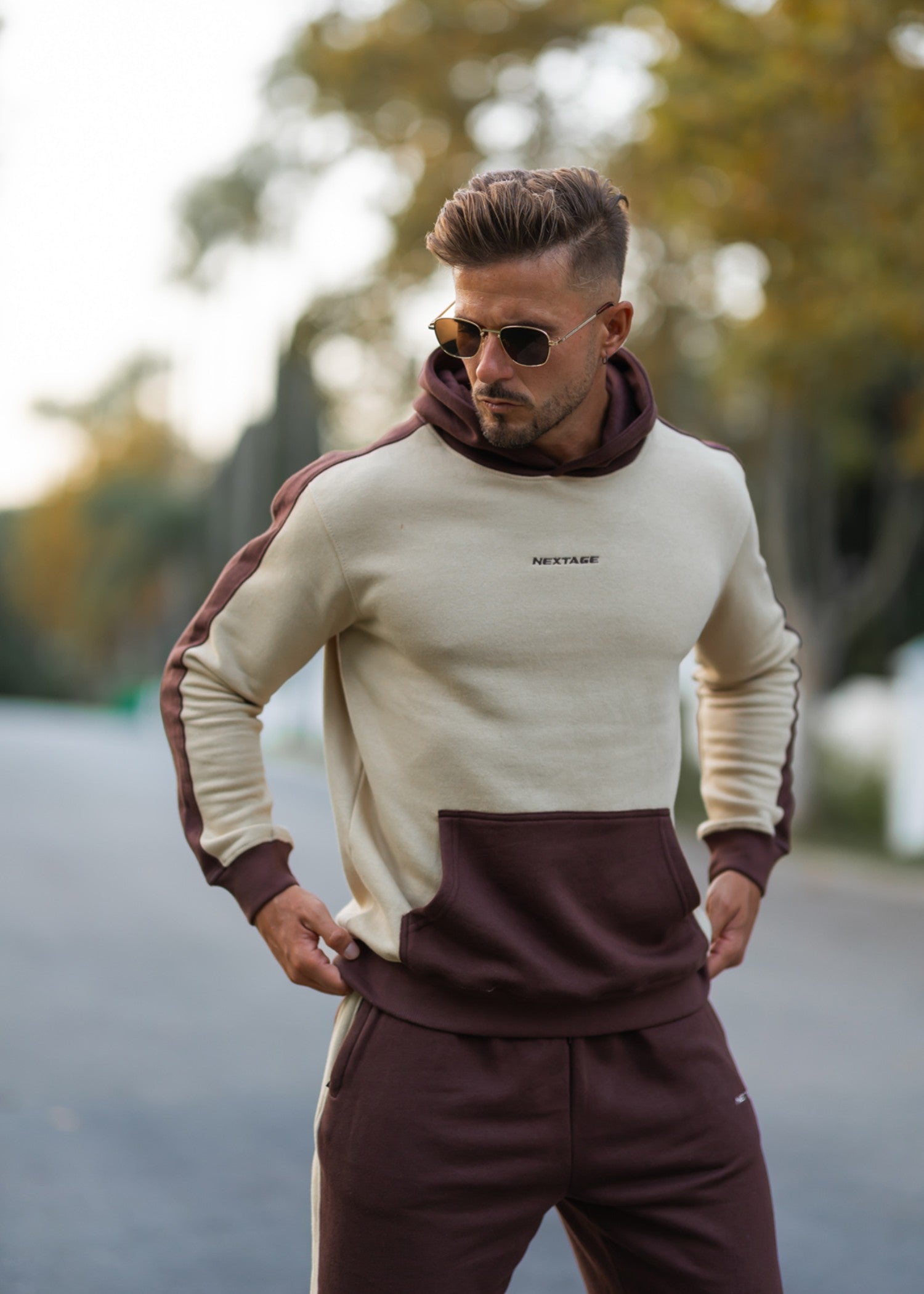 fleece Tracksuit in Beige, chocolate brown