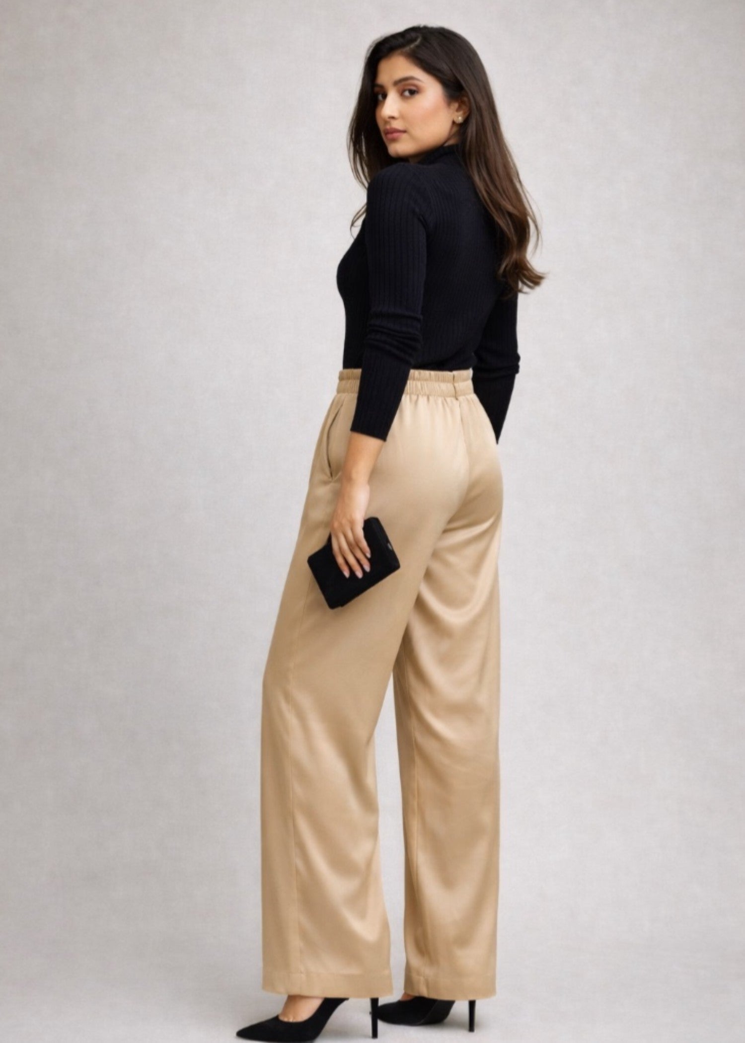 silk Pants in Beige