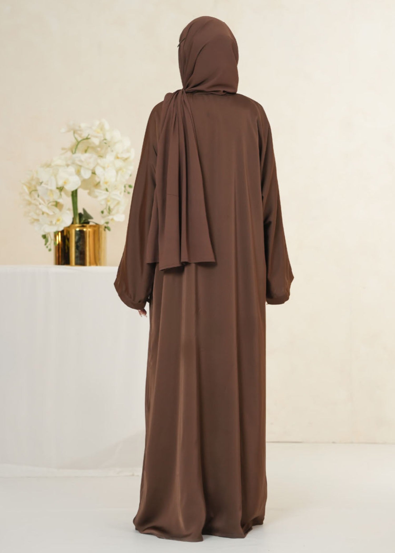 nidha Abaya in Walnut brown