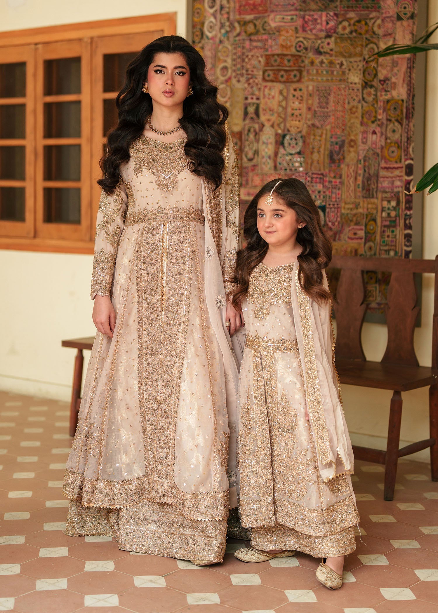 chiffon Pishwas in Gold