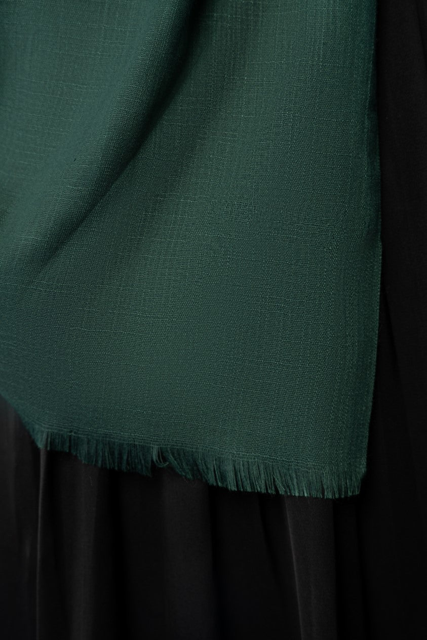 slub lawn Hijab in Bottle green