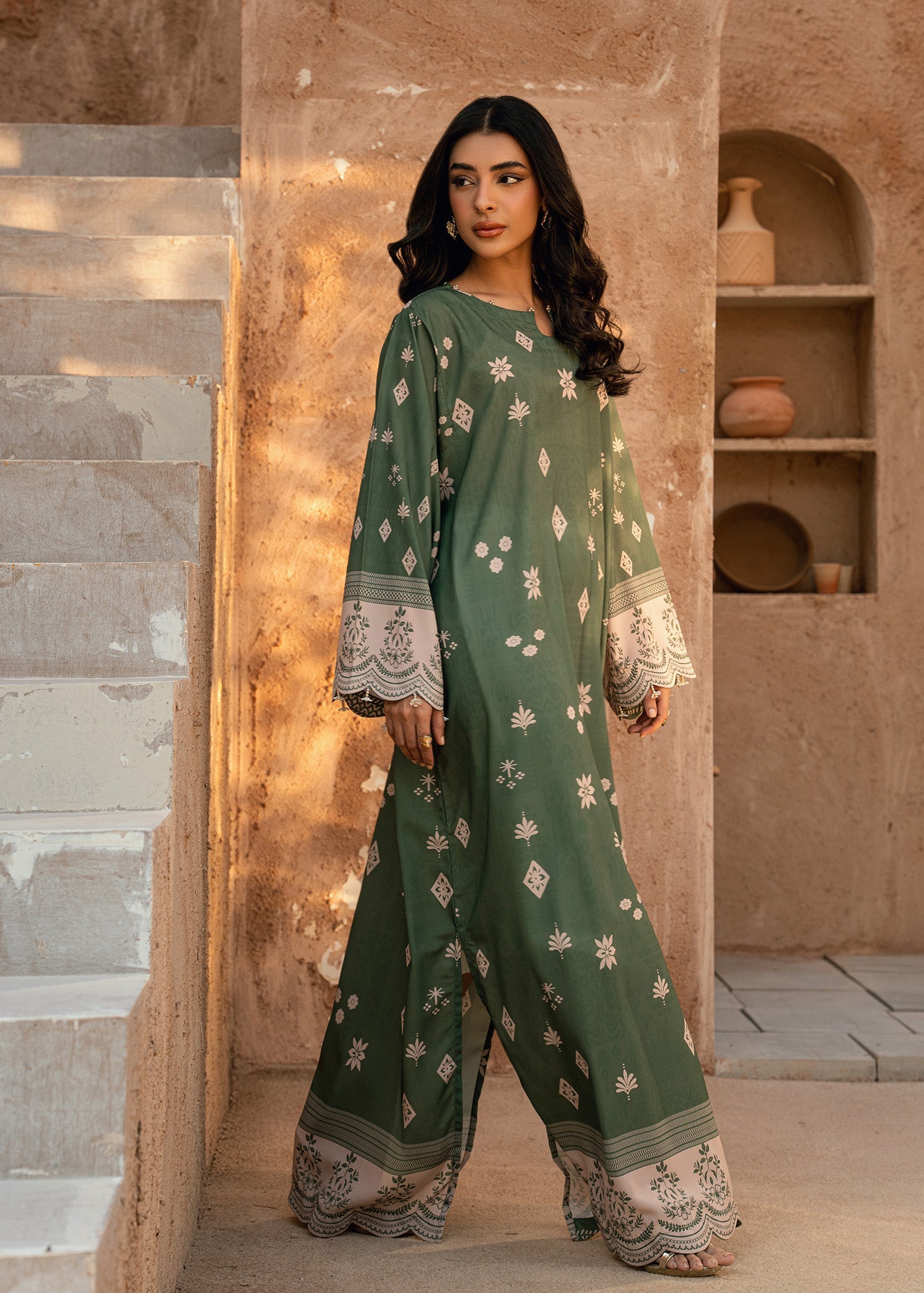 crepe Kaftan in Olive green