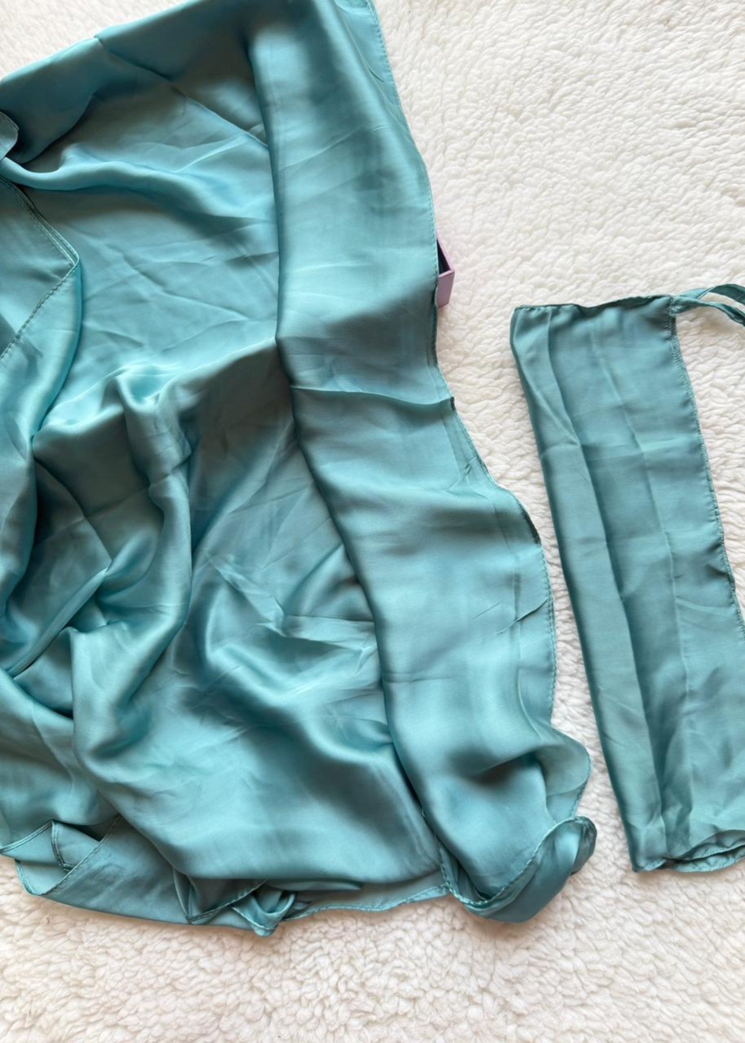 satin silk Veil in Teal
