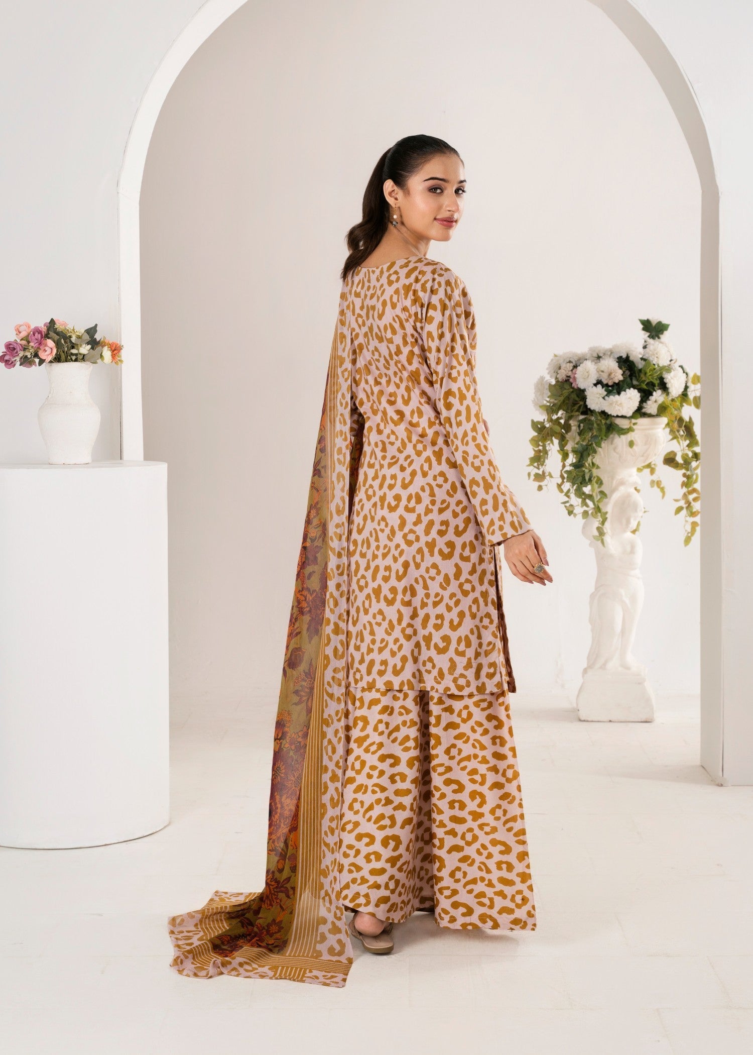 lawn Sharara in Brown
