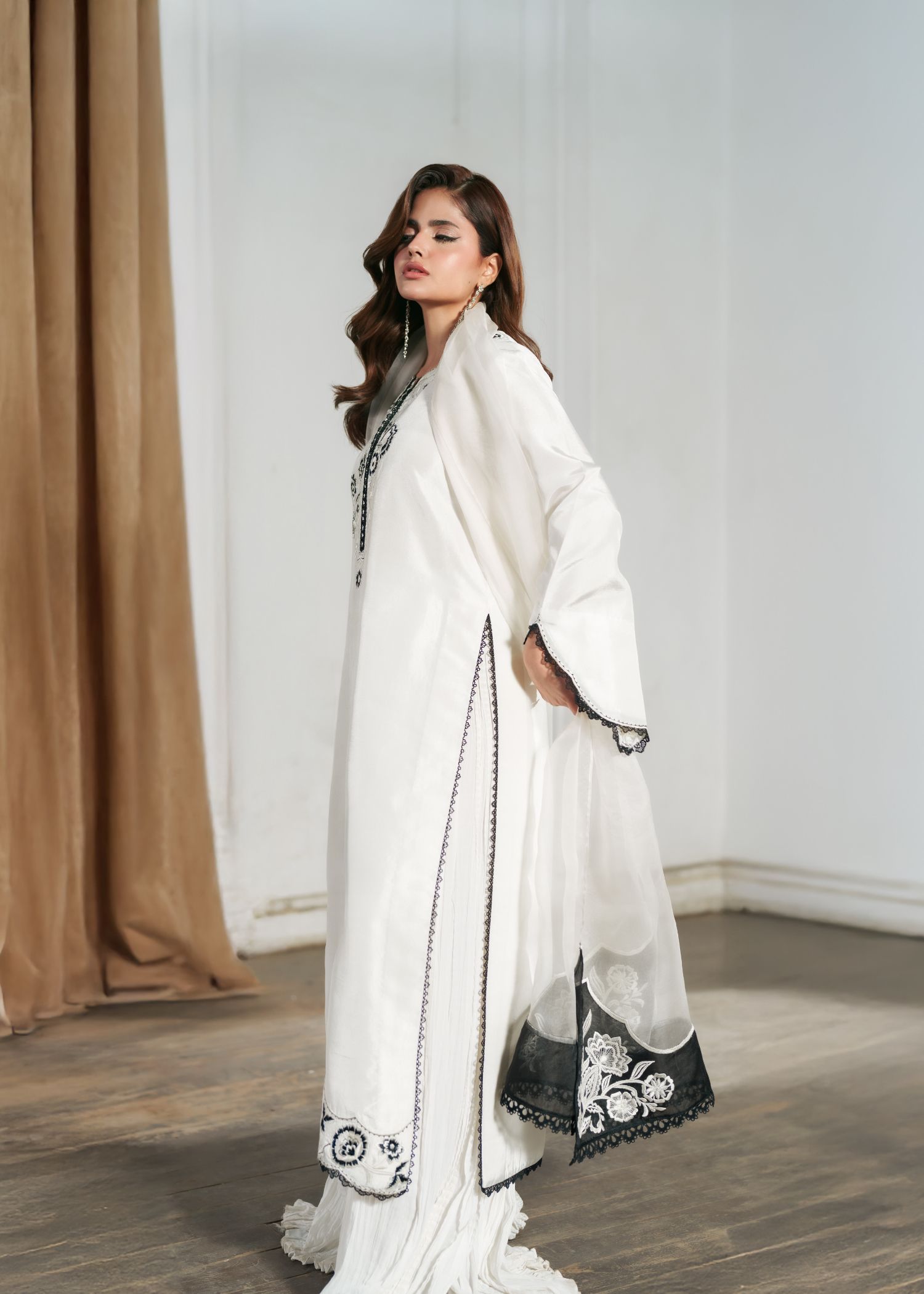 silk tissue Sharara in Snow
