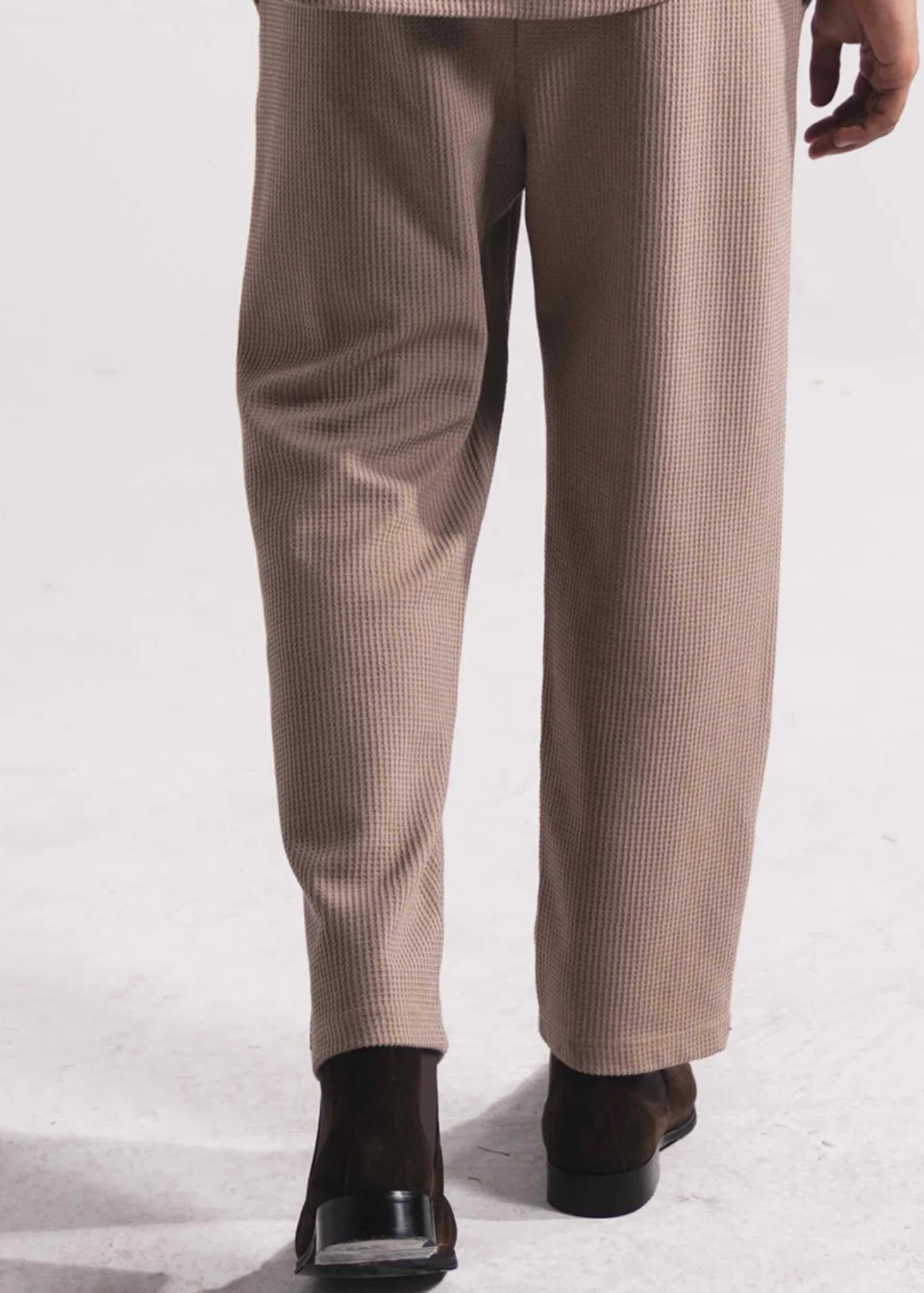 jersey knit Trousers in Tan brown by Verve